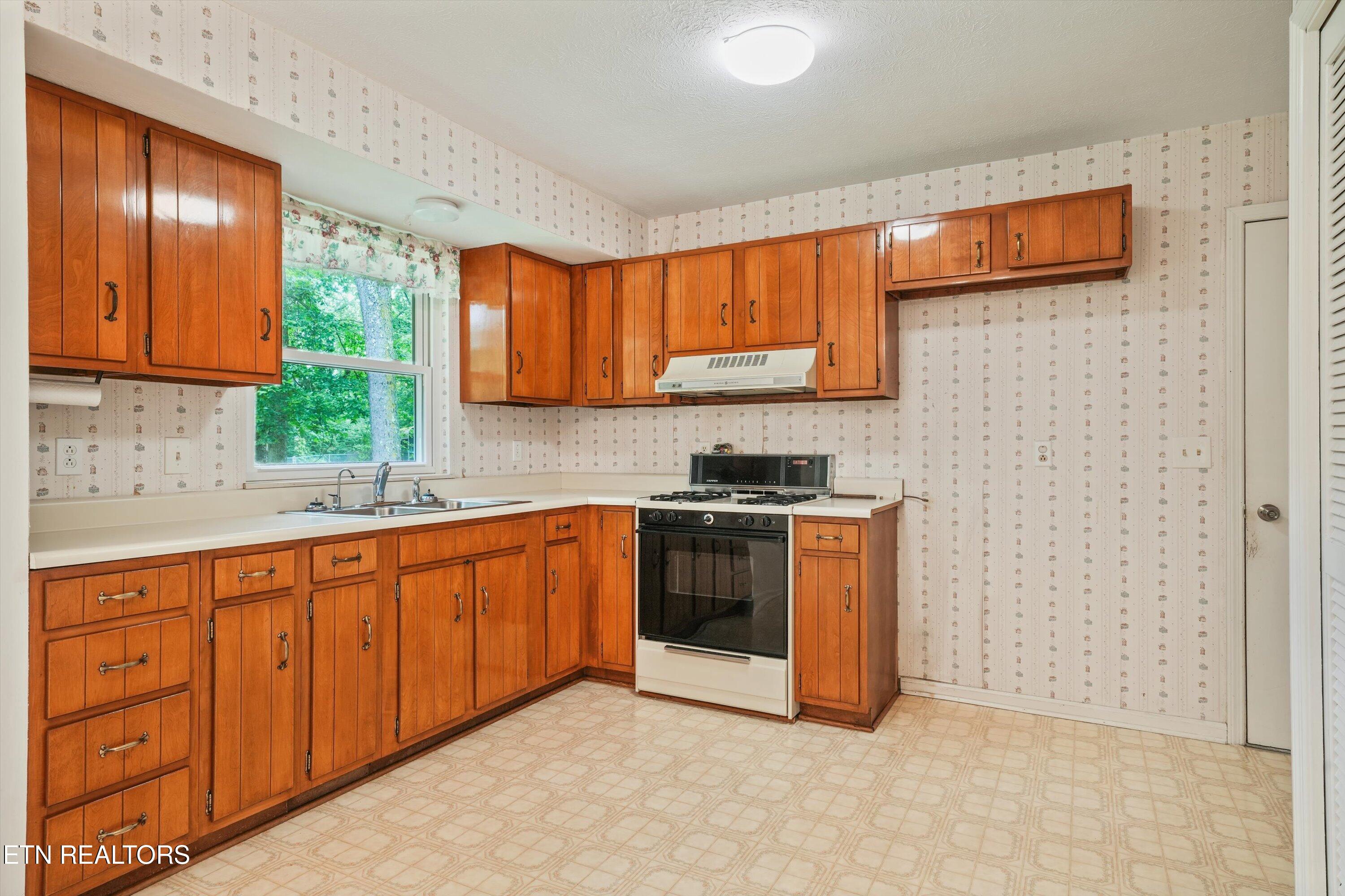 453 Oliver Drive Oliver Springs TN 37840