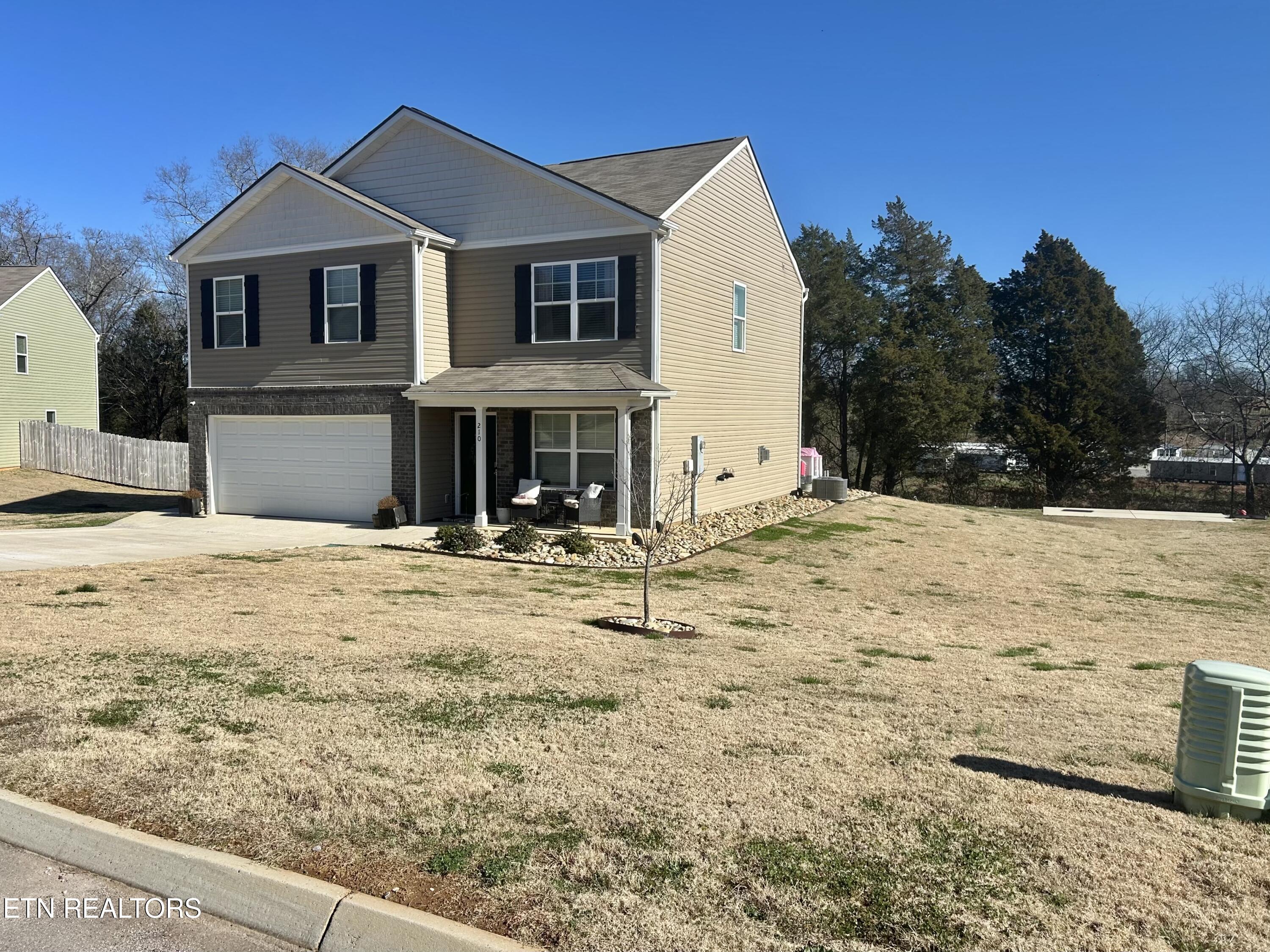 210 Ambernic Way Sweetwater TN 37874