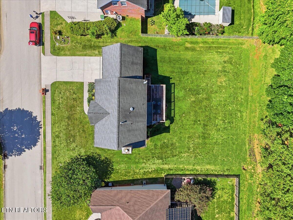 1833 Southcliff Drive Maryville TN 37803