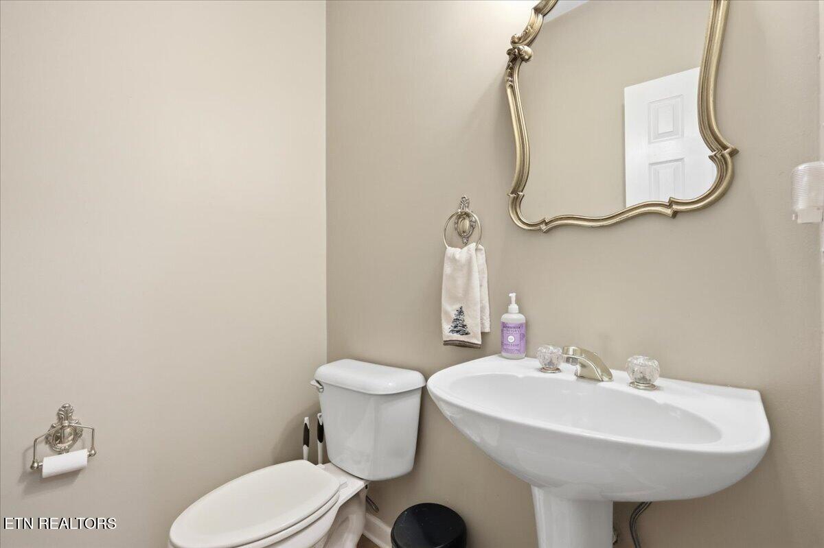 1833 Southcliff Drive Maryville TN 37803