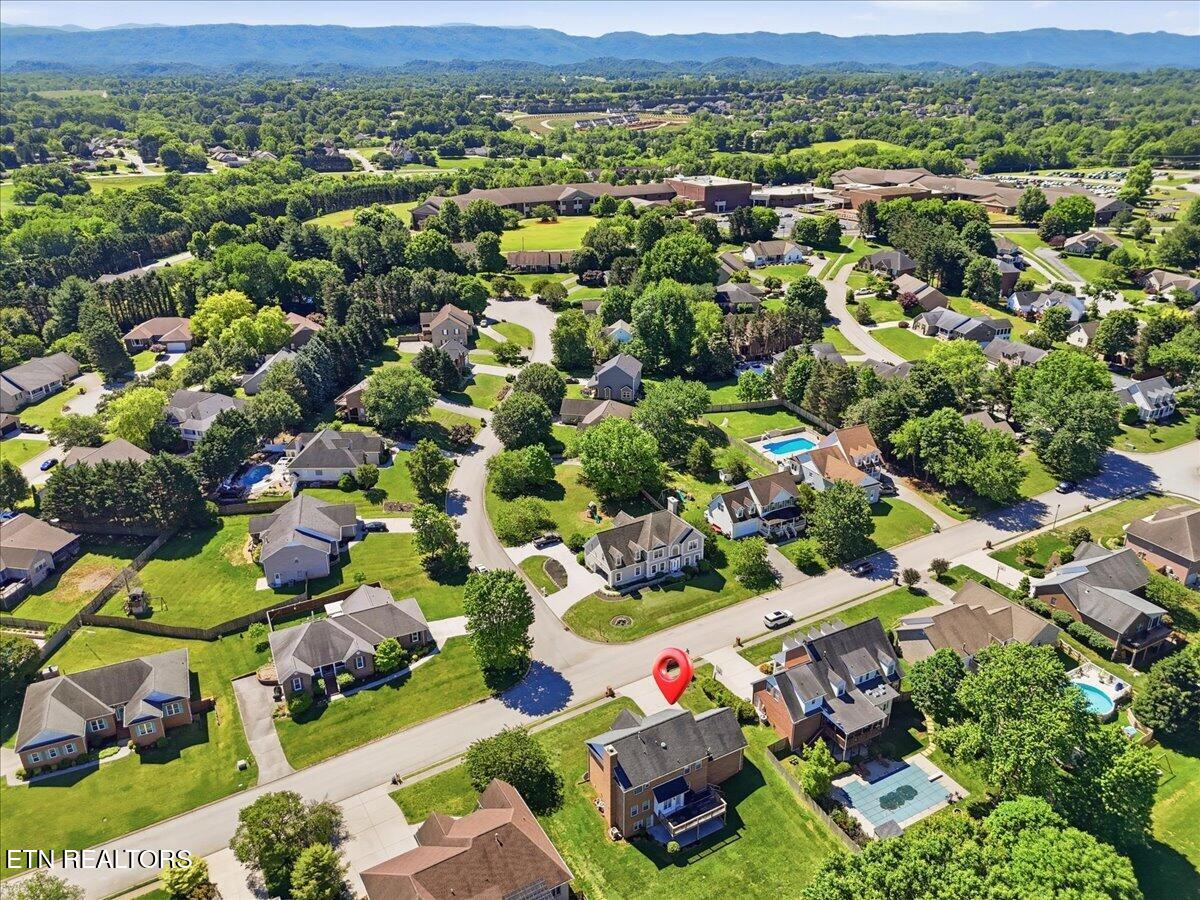 1833 Southcliff Drive Maryville TN 37803