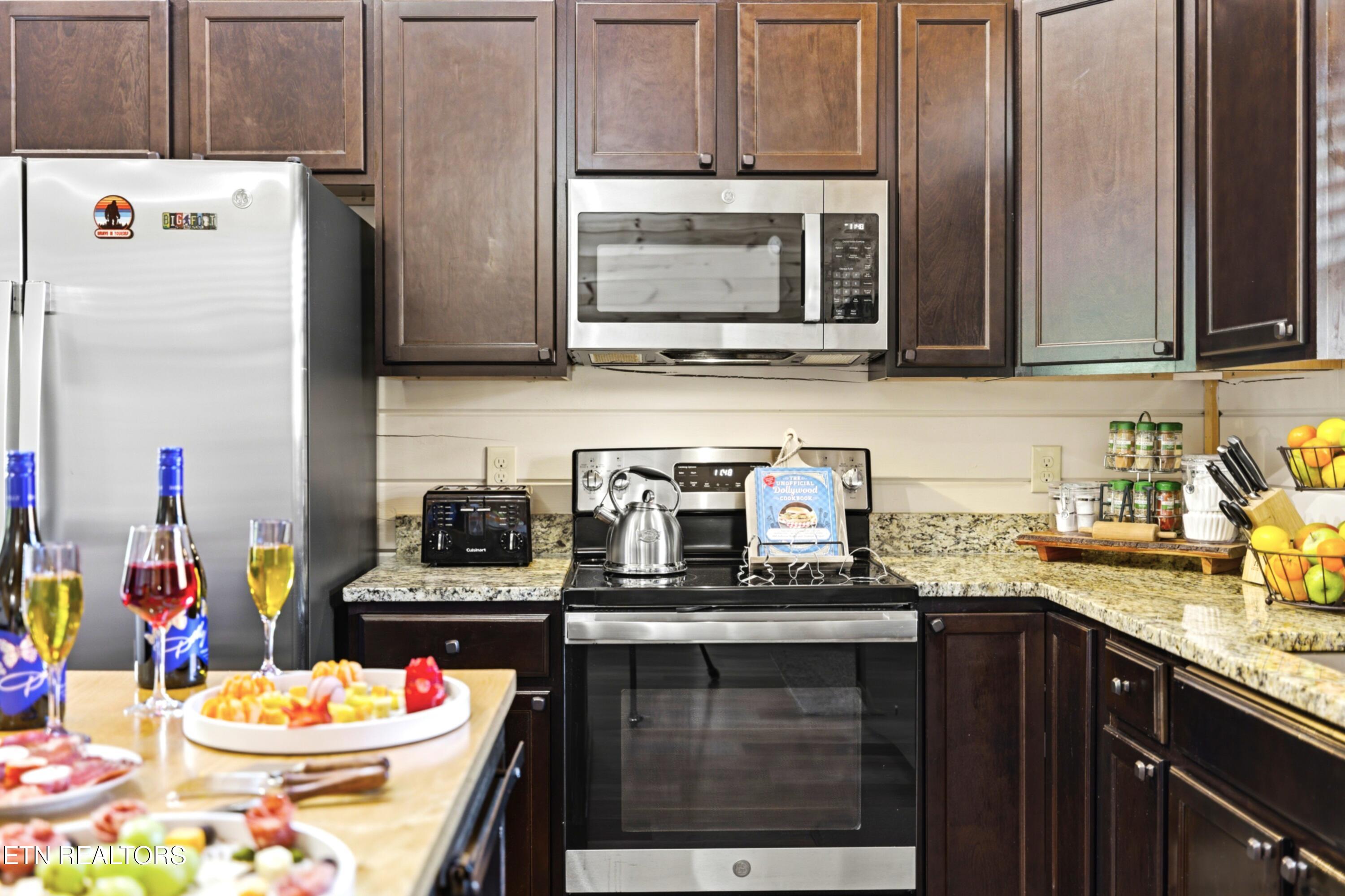 3805 Twilight Way Pigeon Forge TN 37863