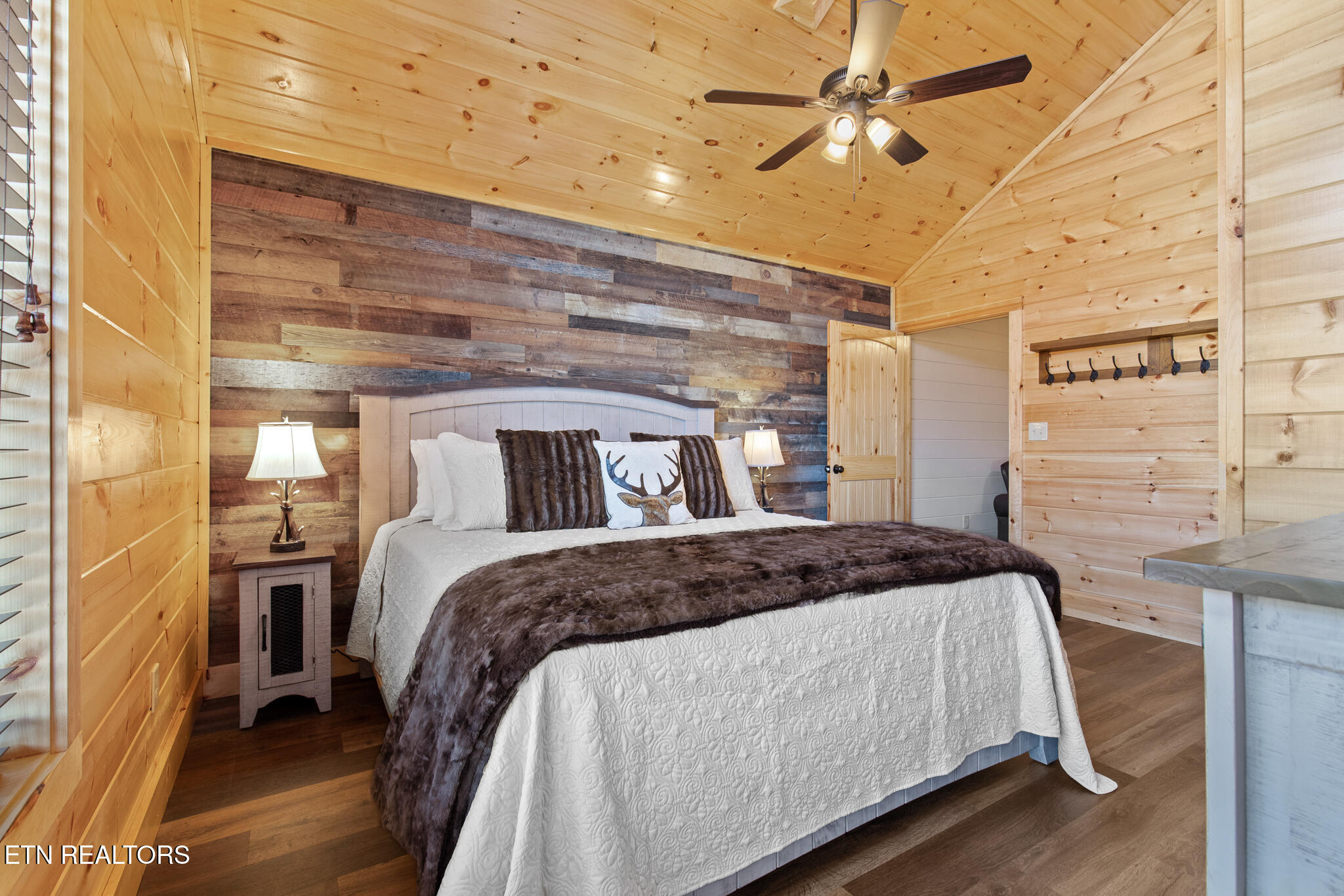 3805 Twilight Way Pigeon Forge TN 37863