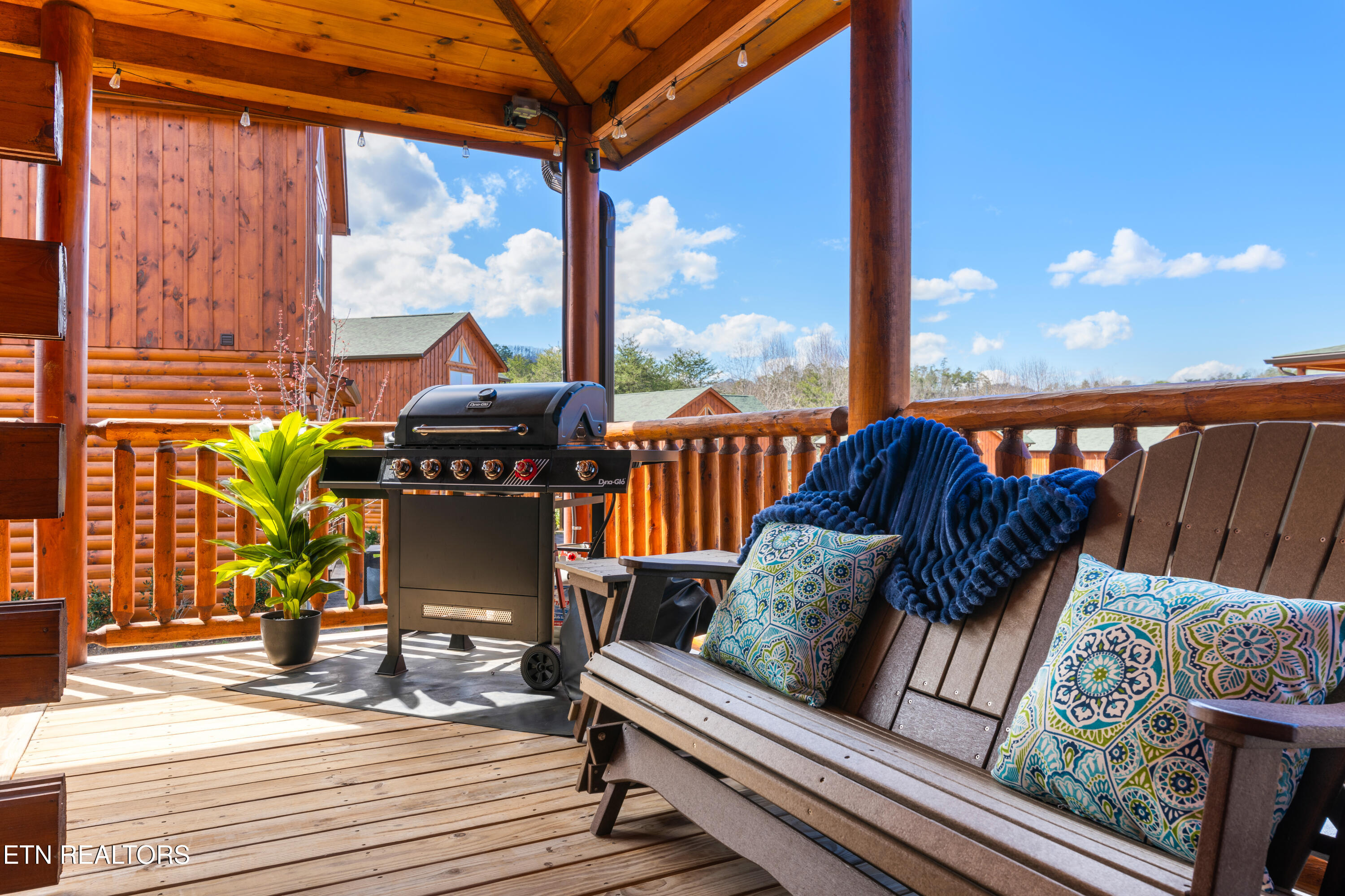 3805 Twilight Way Pigeon Forge TN 37863