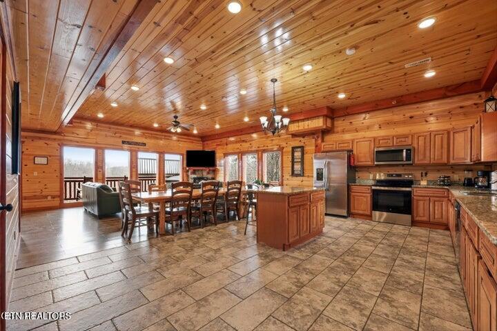 2313 Boulder Way Sevierville TN 37862