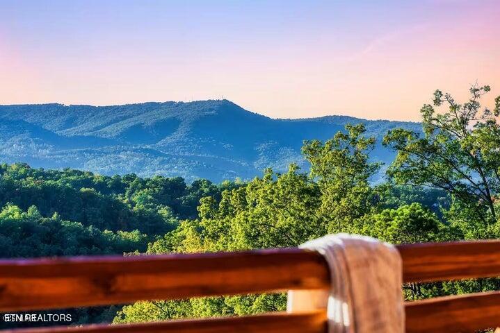 2313 Boulder Way Sevierville TN 37862