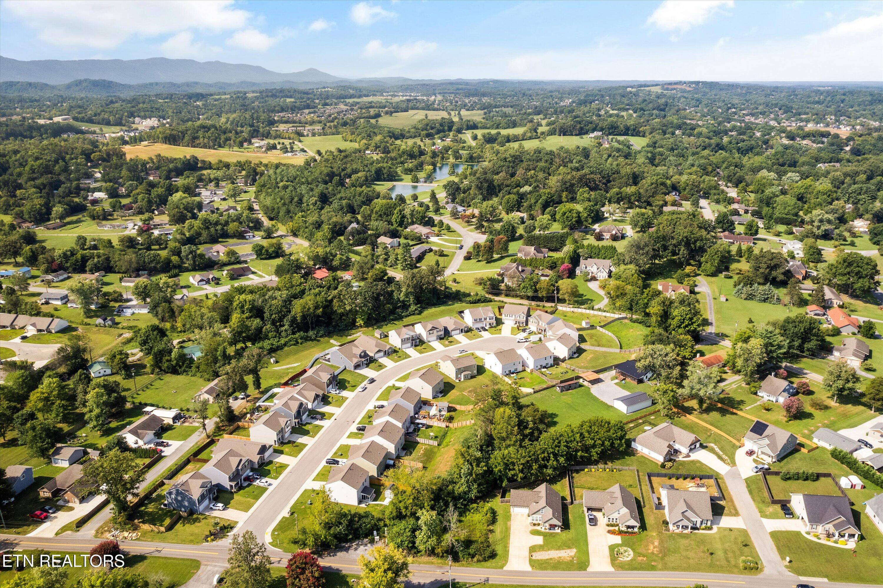128 Canton Lane Maryville TN 37803