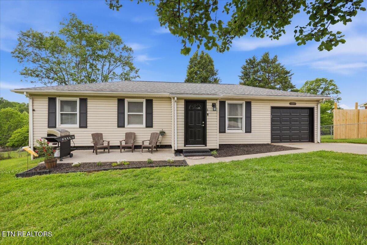 1847 Nandina Drive Maryville TN 37801