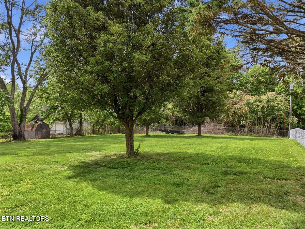 1847 Nandina Drive Maryville TN 37801