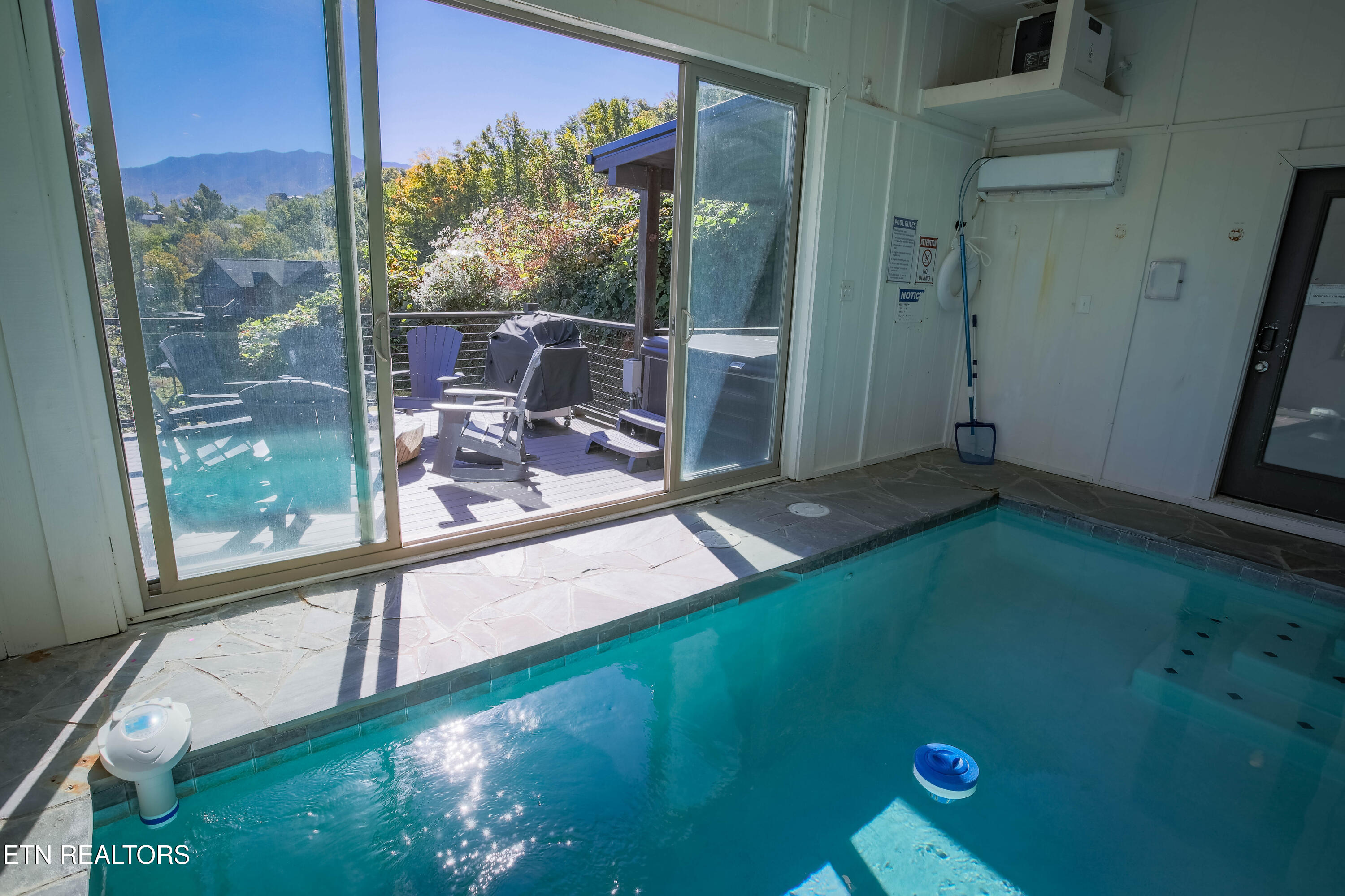 869 Chestnut Drive Gatlinburg TN 37738