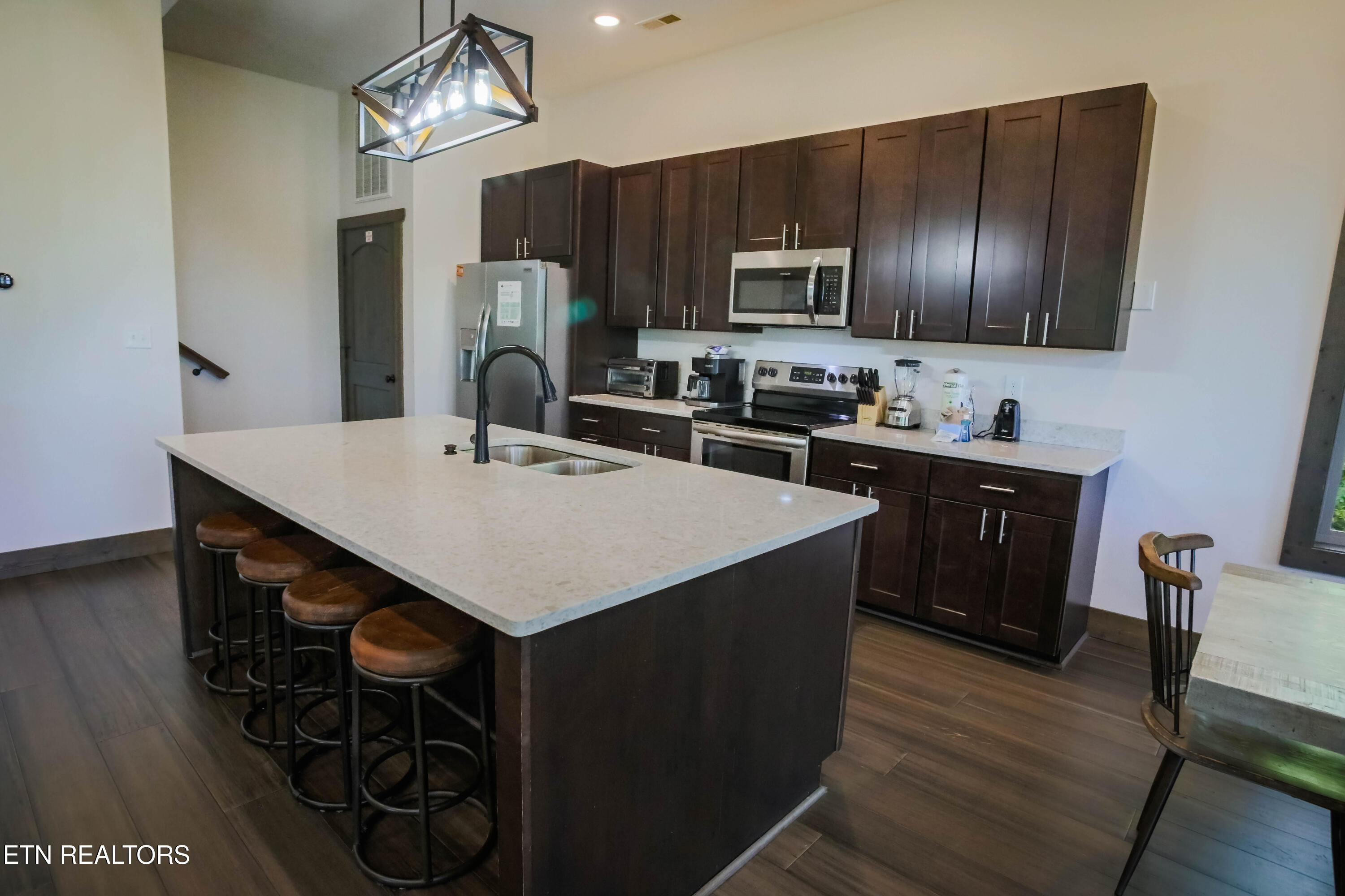 869 Chestnut Drive Gatlinburg TN 37738