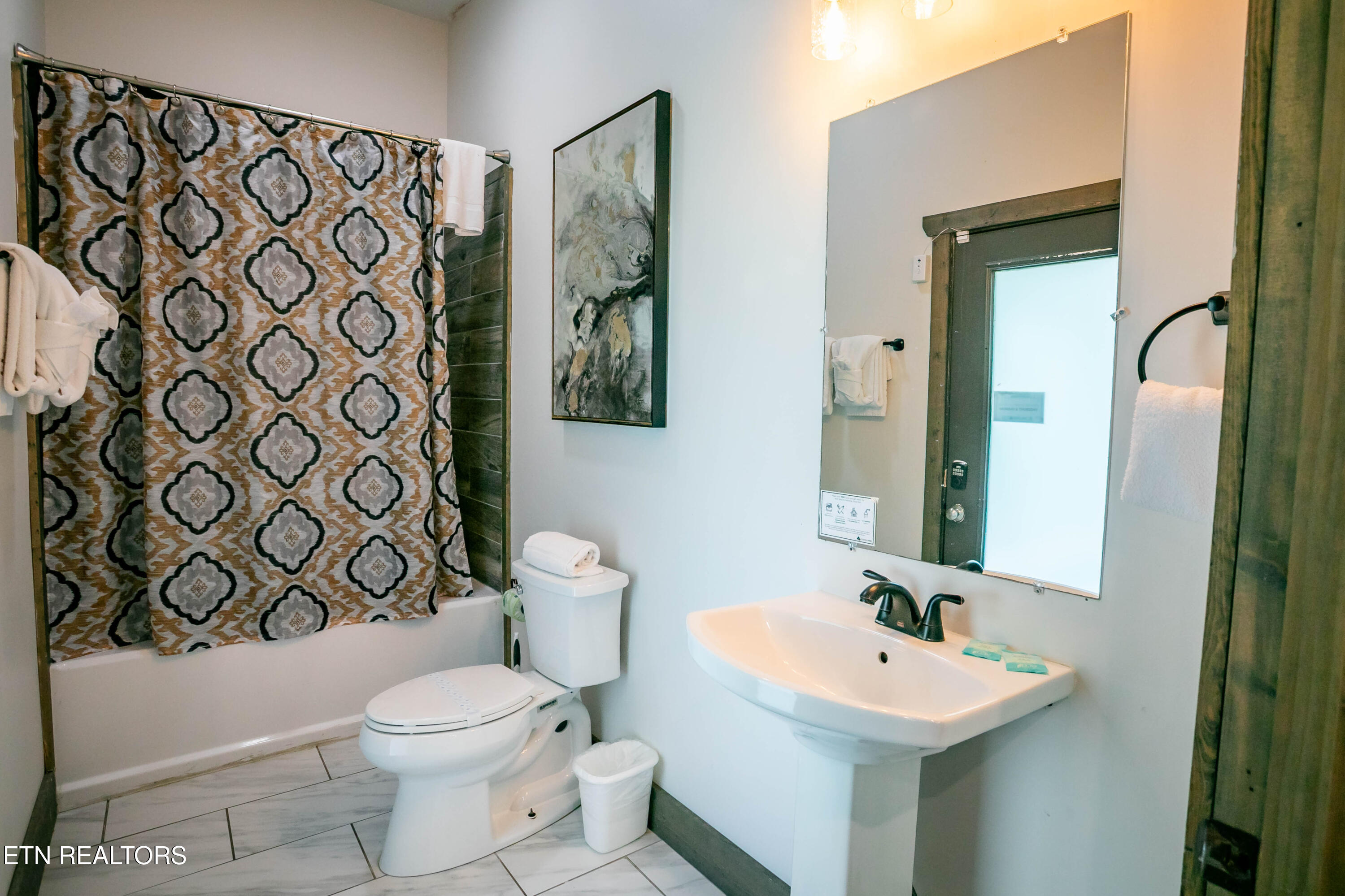 869 Chestnut Drive Gatlinburg TN 37738