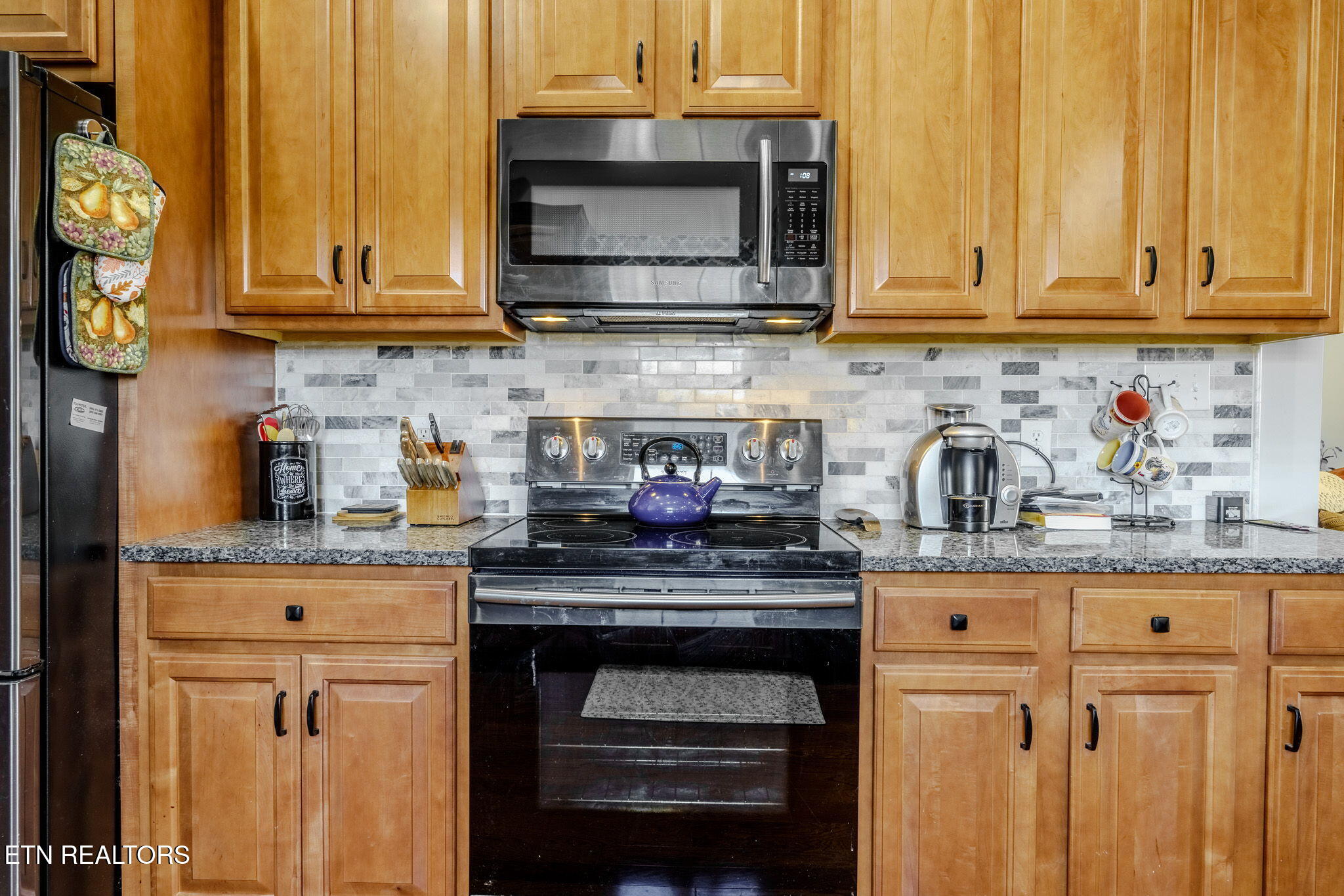 2005 Infinity Lane Sevierville TN 37876