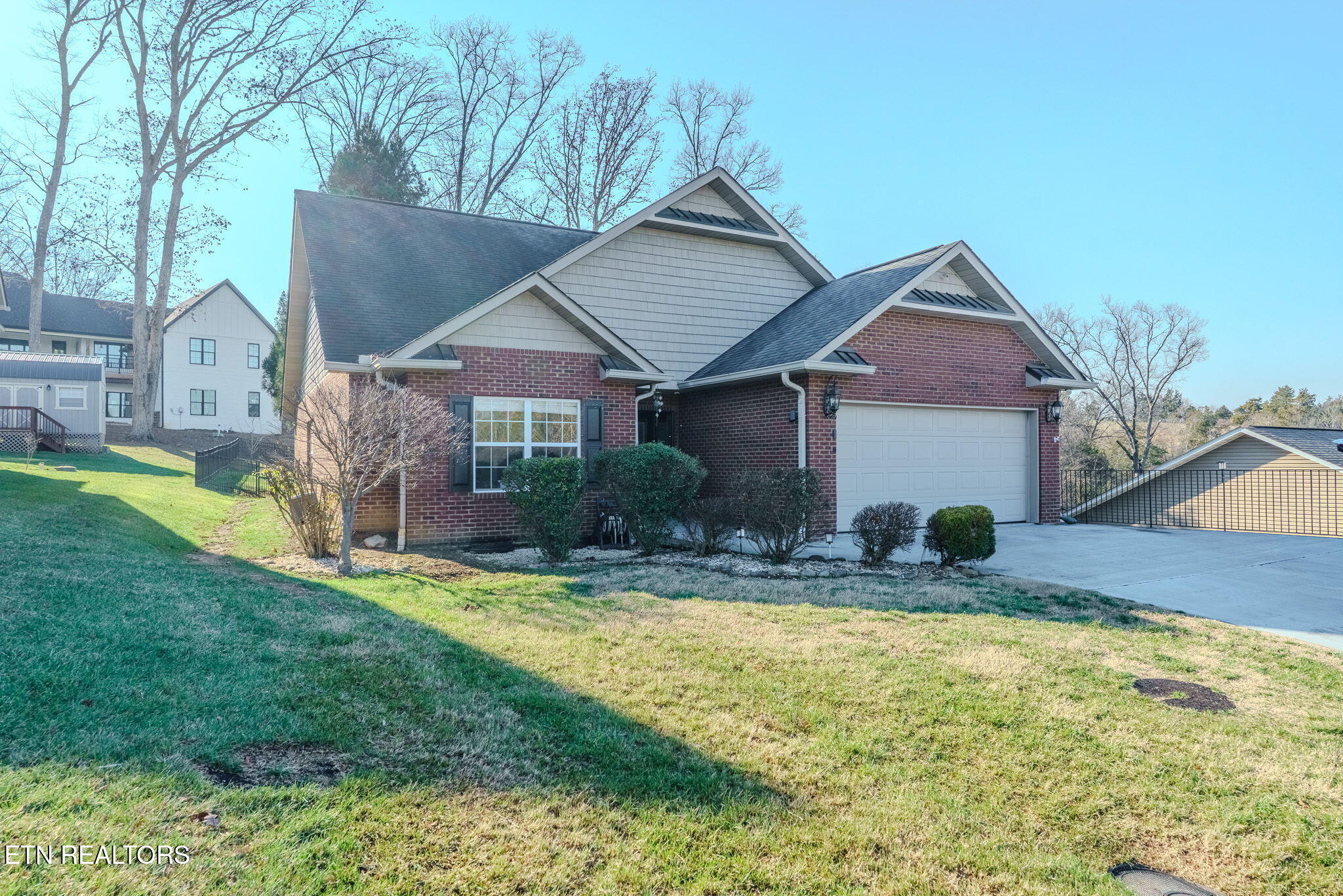 2005 Infinity Lane Sevierville TN 37876