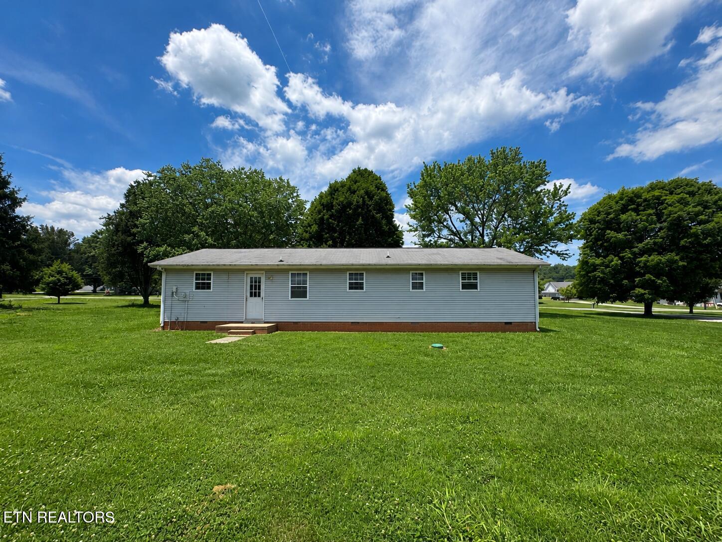 119 Cherokee Circle Madisonville TN 37354