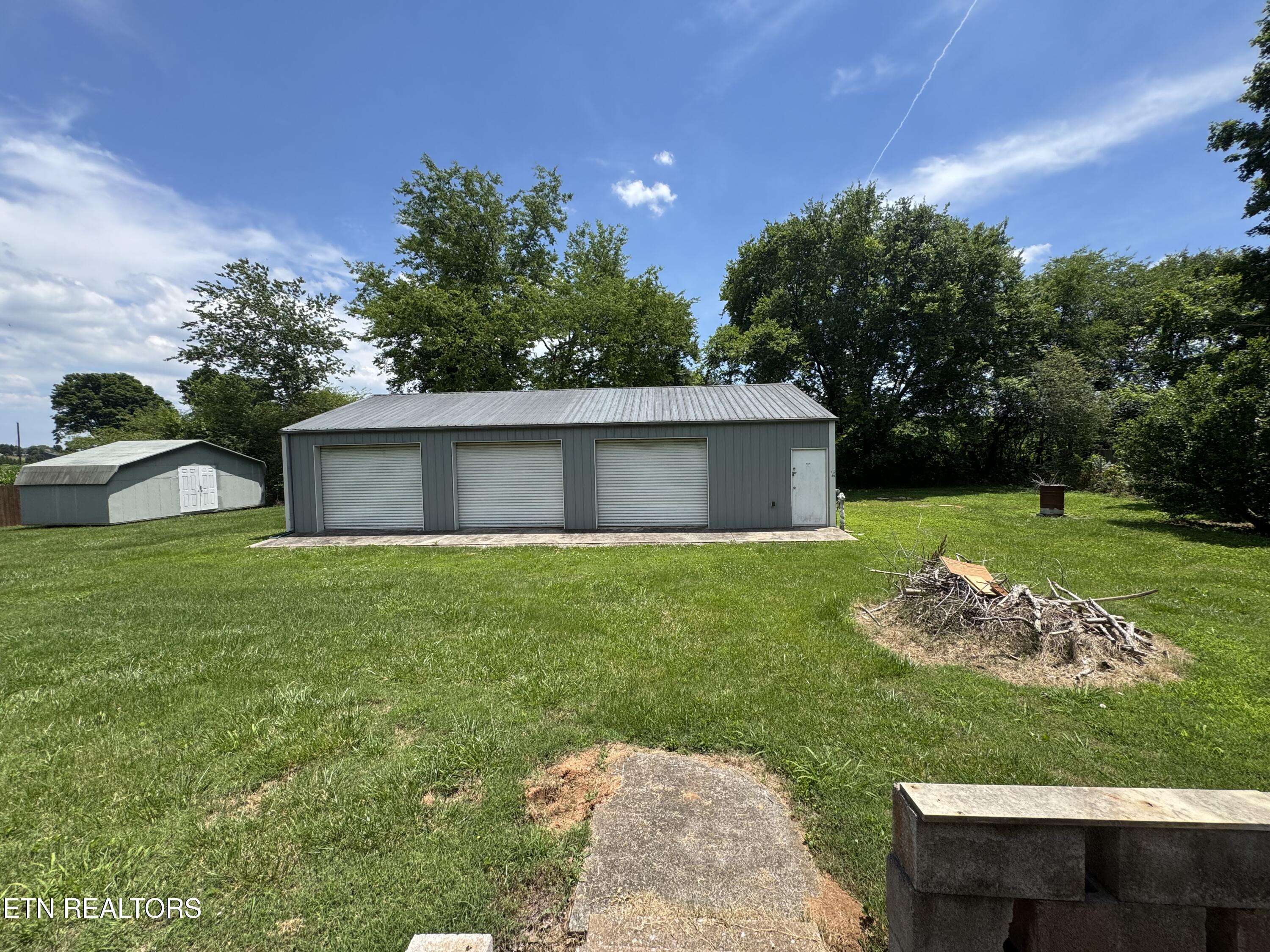 119 Cherokee Circle Madisonville TN 37354
