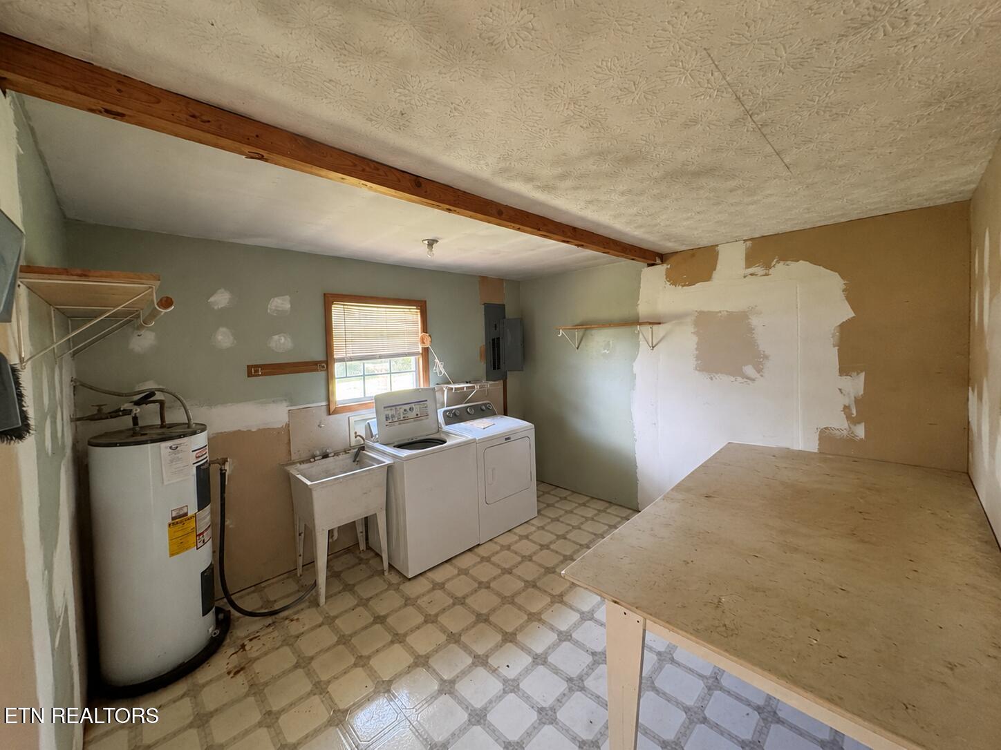 119 Cherokee Circle Madisonville TN 37354