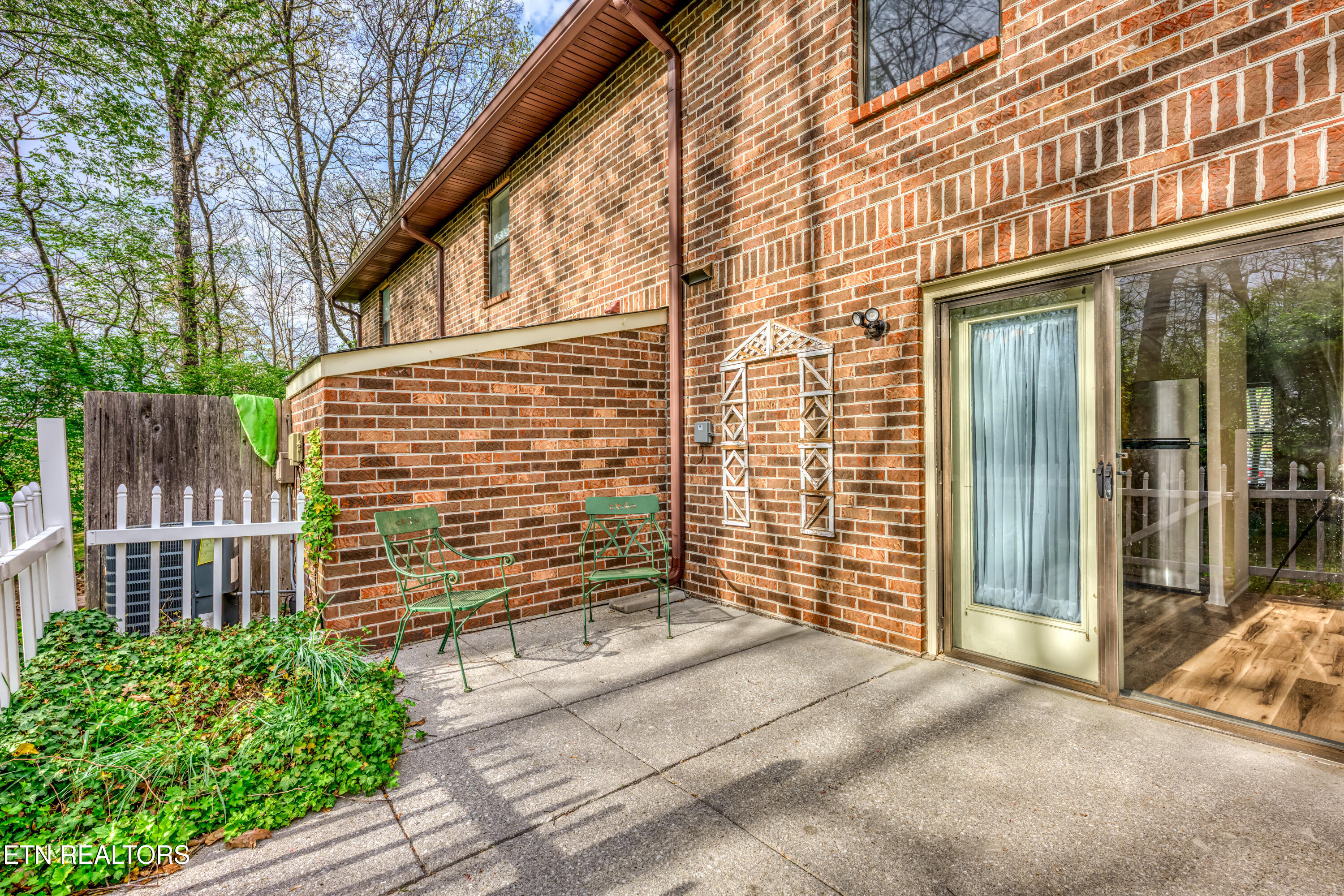 1325 Francis Station Drive Knoxville TN 37909