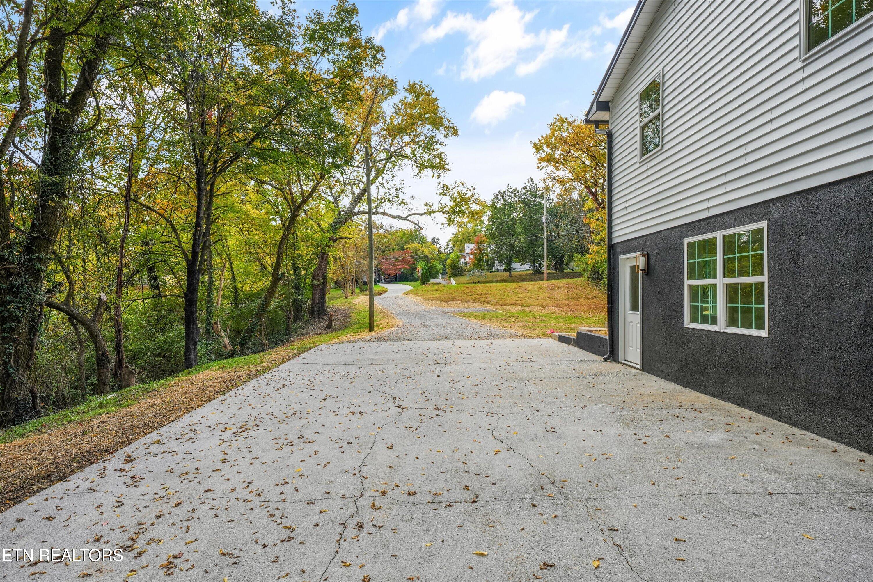 2316 Ault Road Knoxville TN 37914
