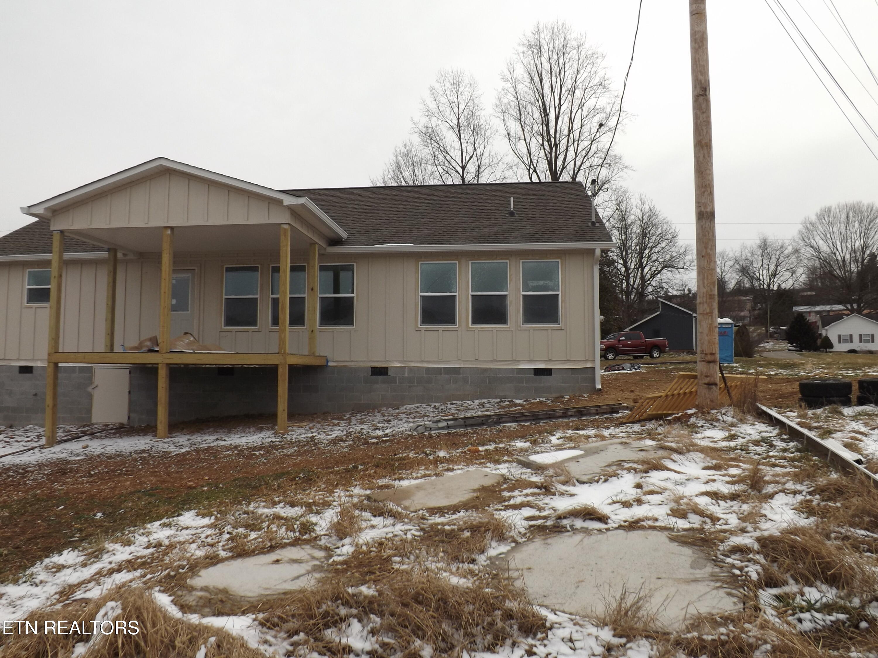 929 Shawanee Road Harrogate TN 37752