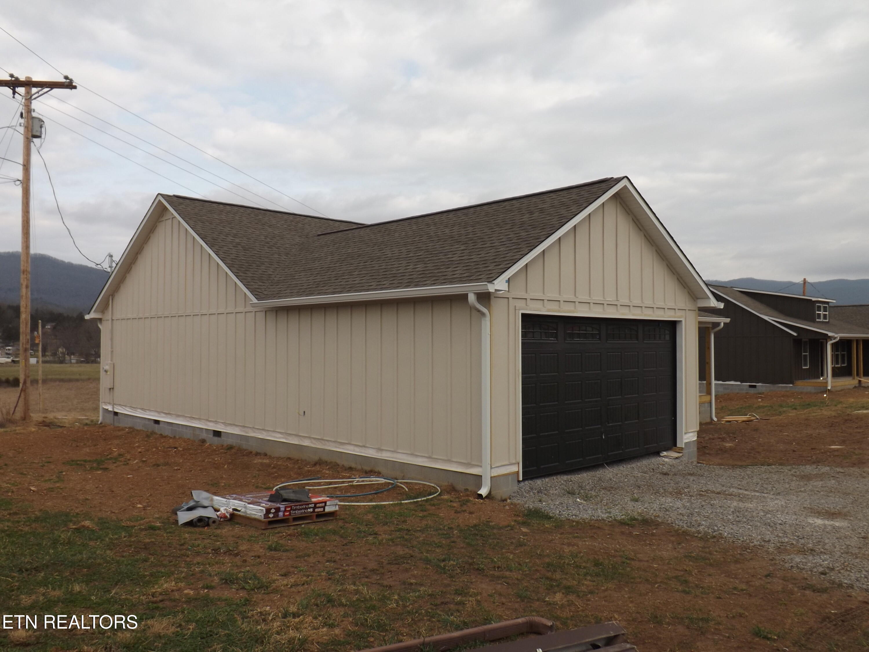 929 Shawanee Road Harrogate TN 37752