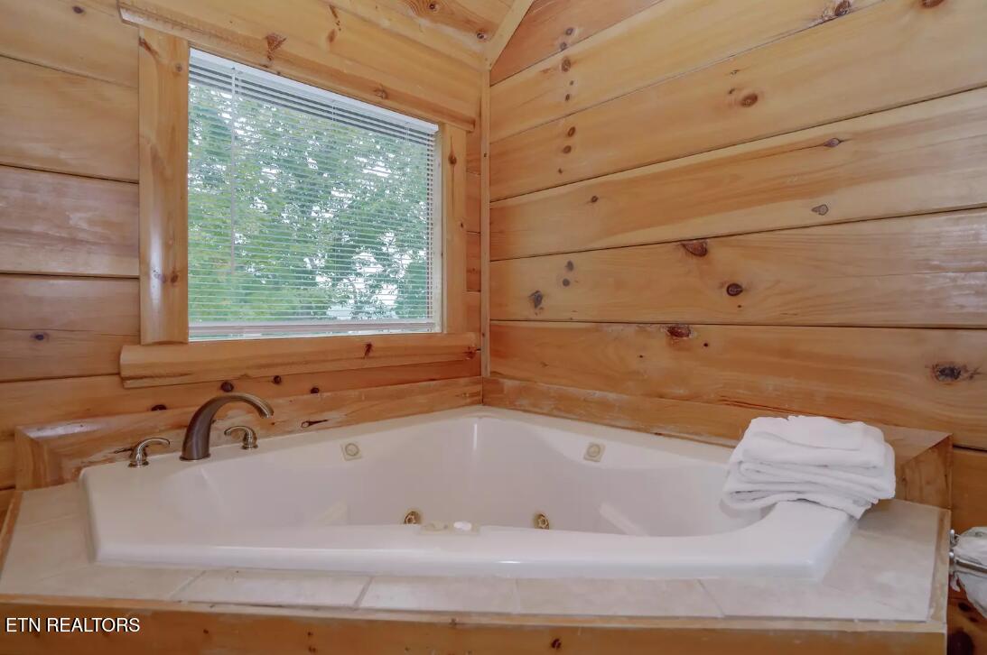 3531 Peggy Lane Pigeon Forge TN 37863