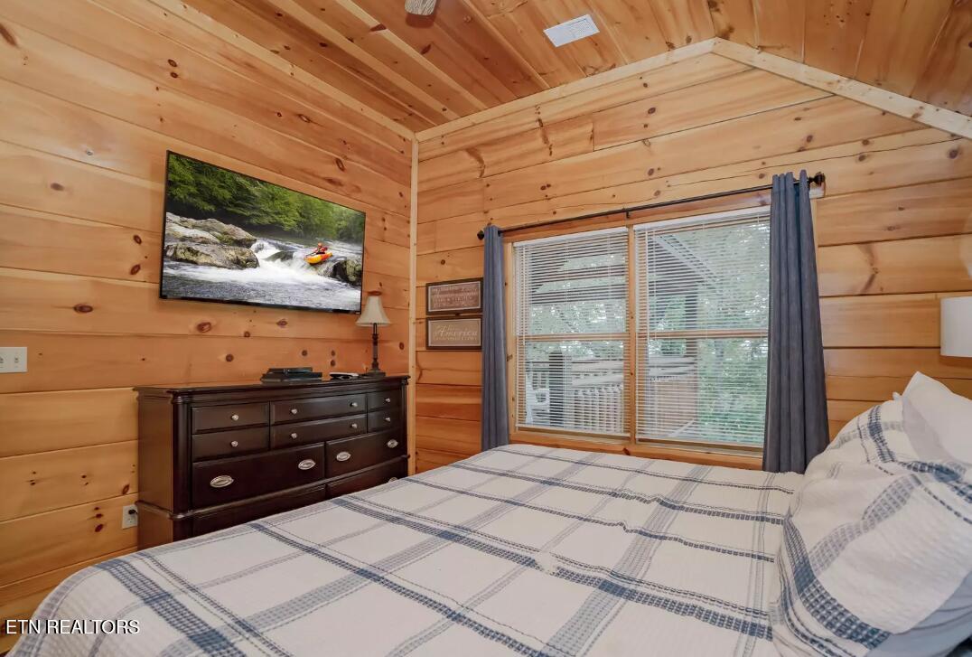 3531 Peggy Lane Pigeon Forge TN 37863