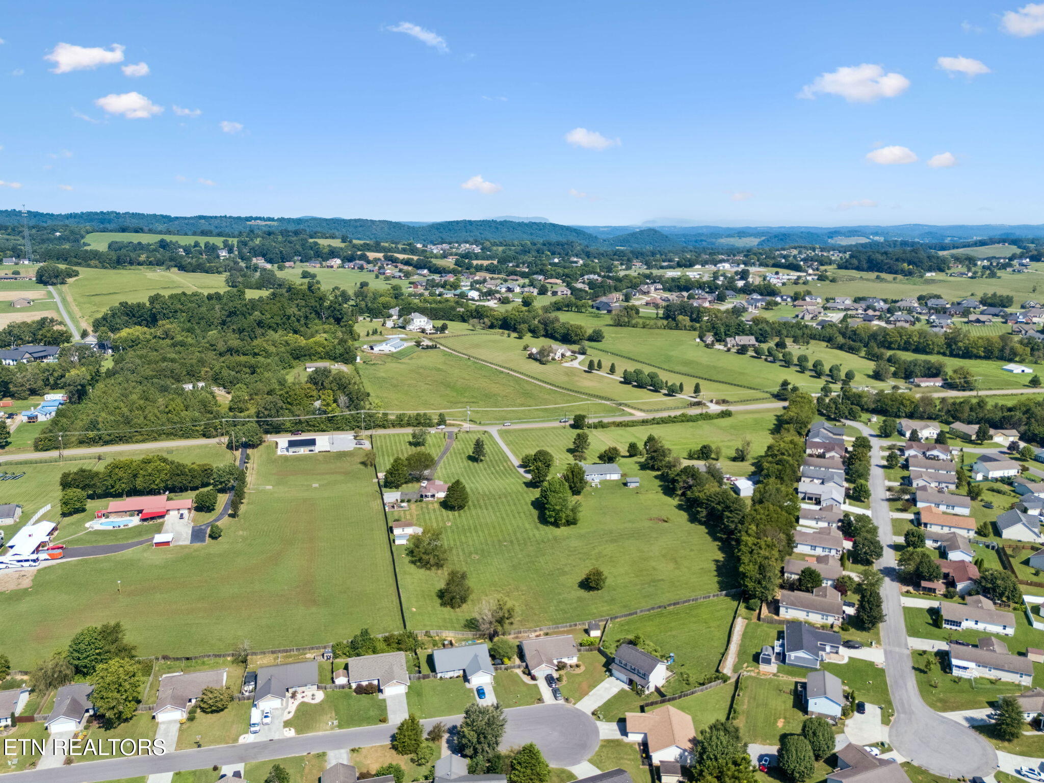 2055 Boyds Creek Highway Sevierville TN 37876
