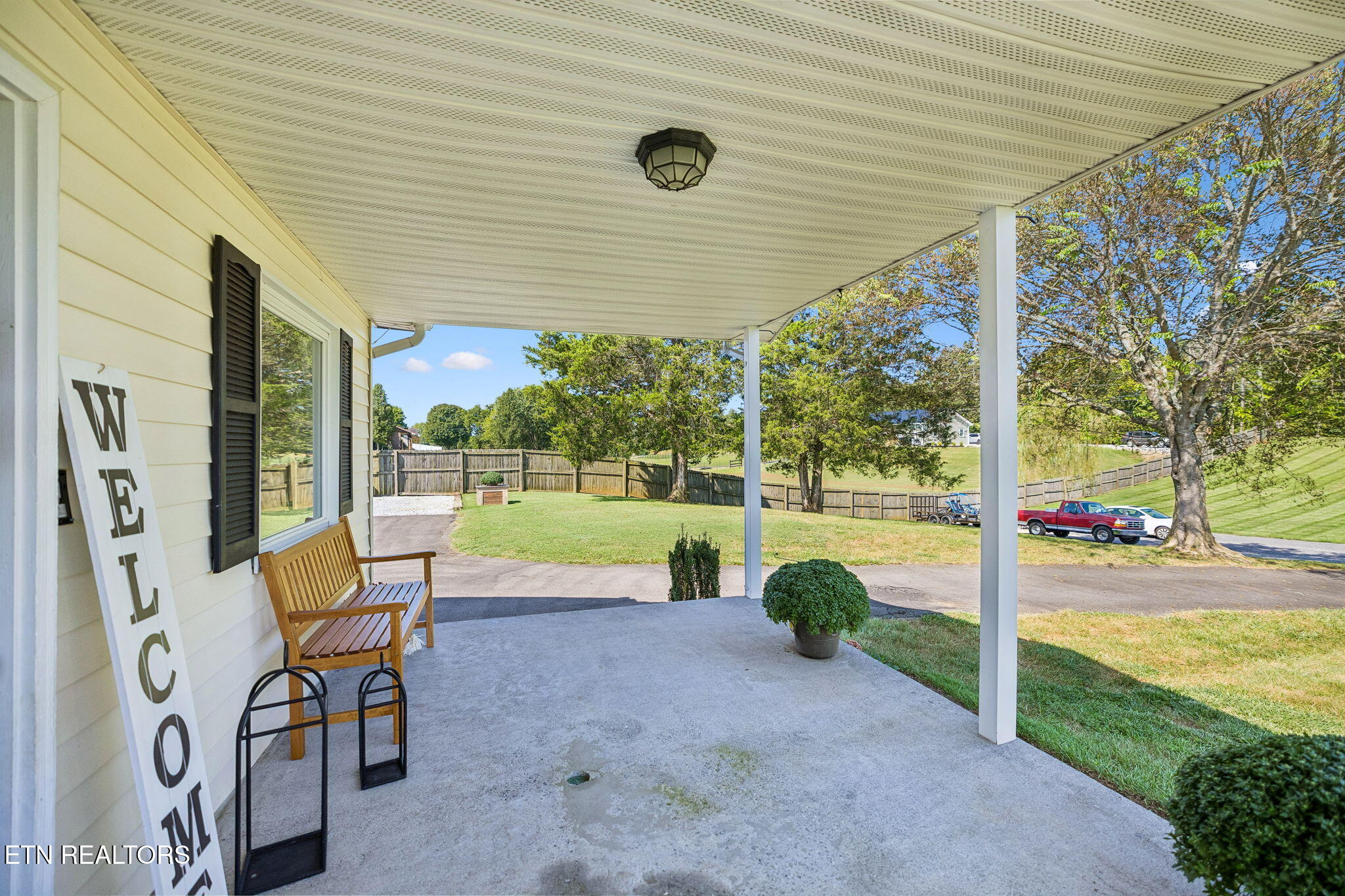 2055 Boyds Creek Highway Sevierville TN 37876