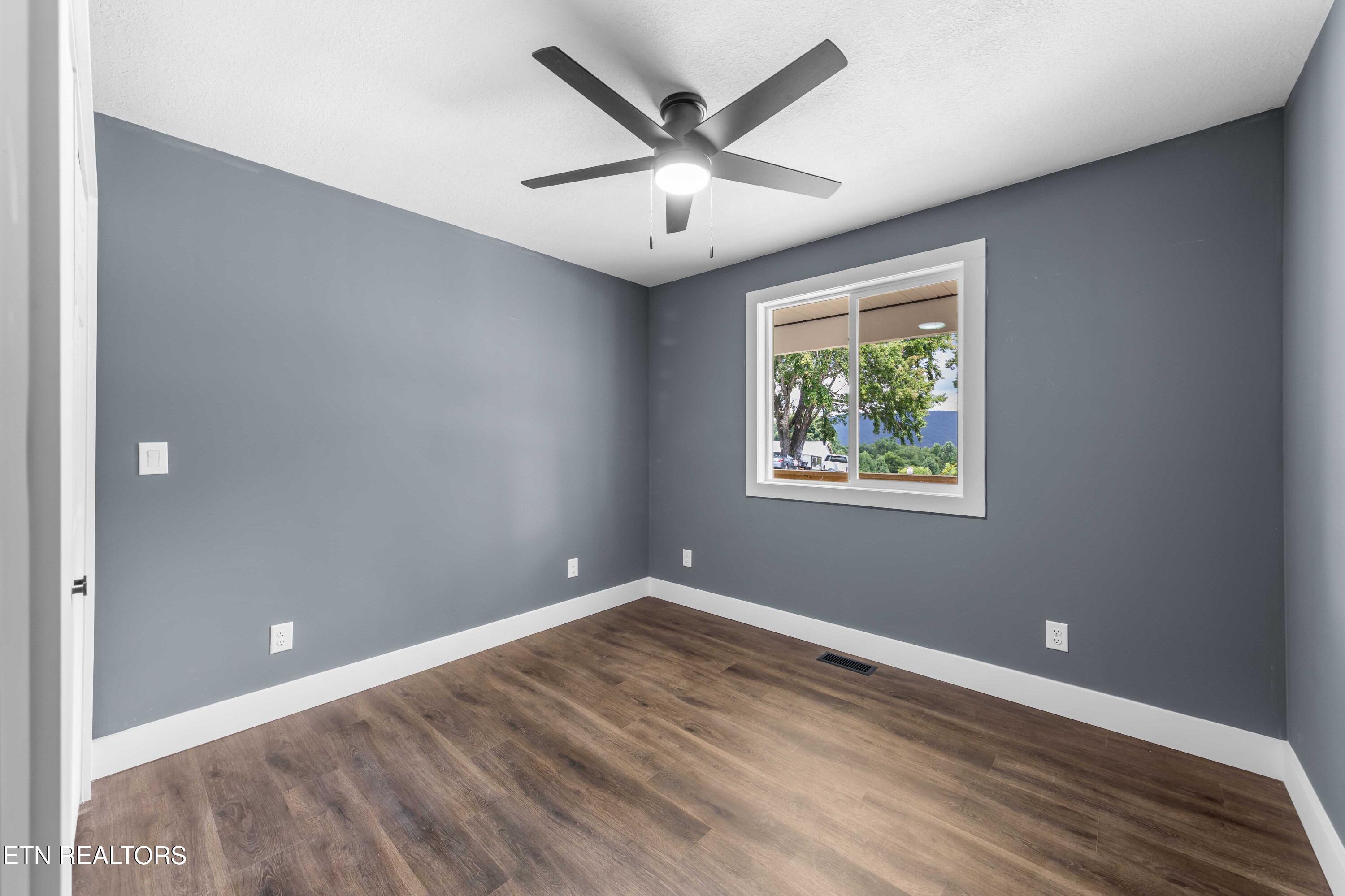 382 Davenport Road Lafollette TN 37766