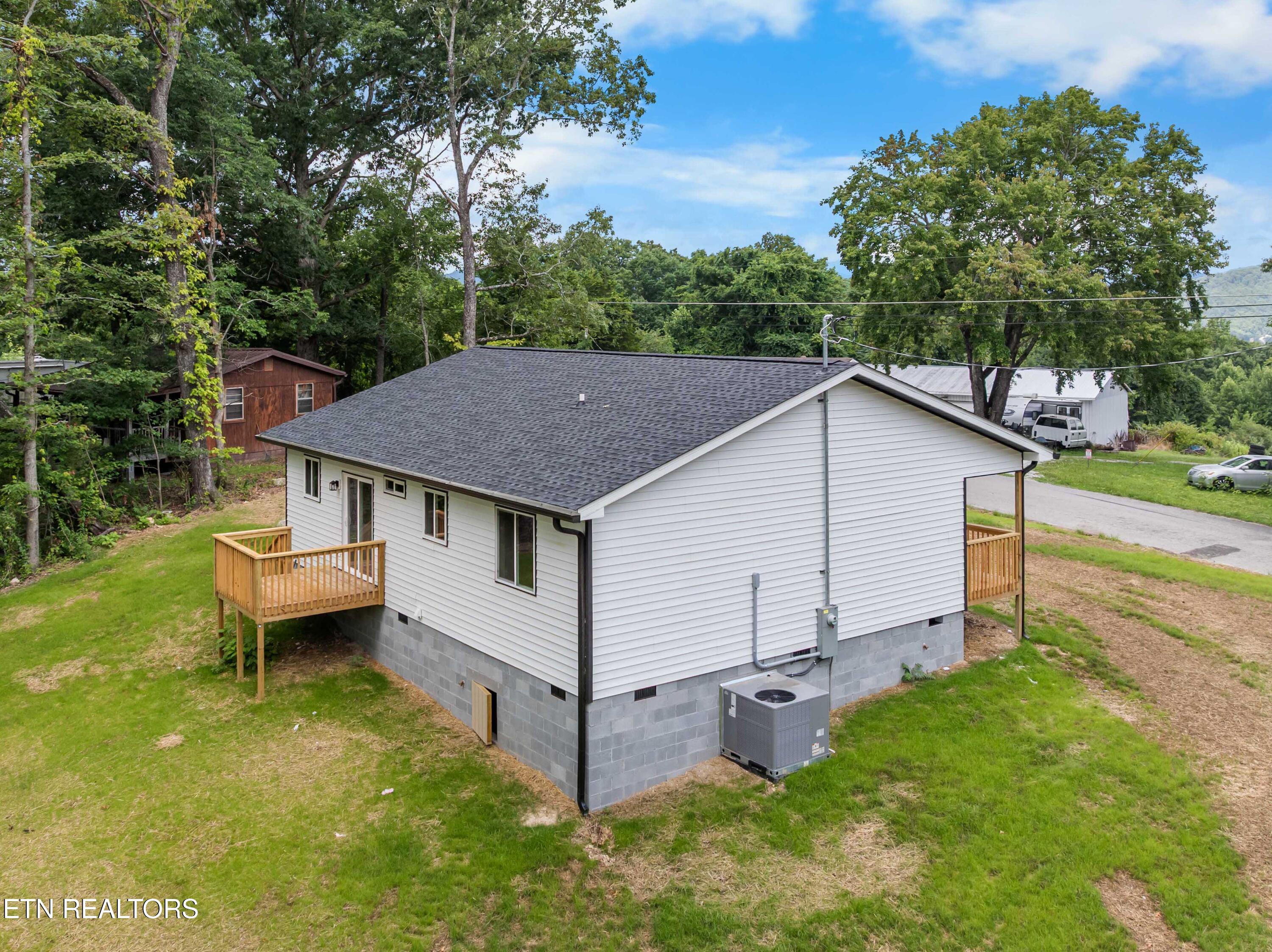 382 Davenport Road Lafollette TN 37766