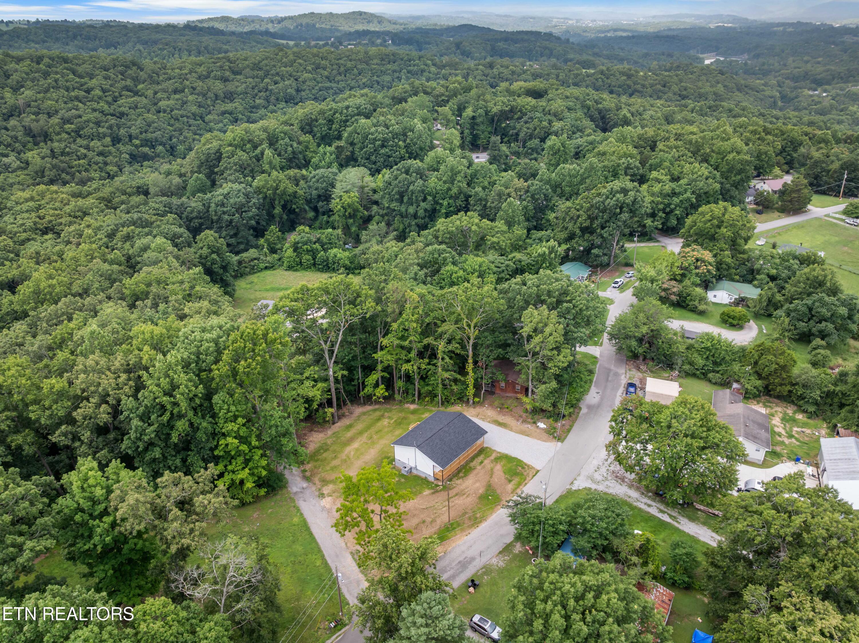 382 Davenport Road Lafollette TN 37766