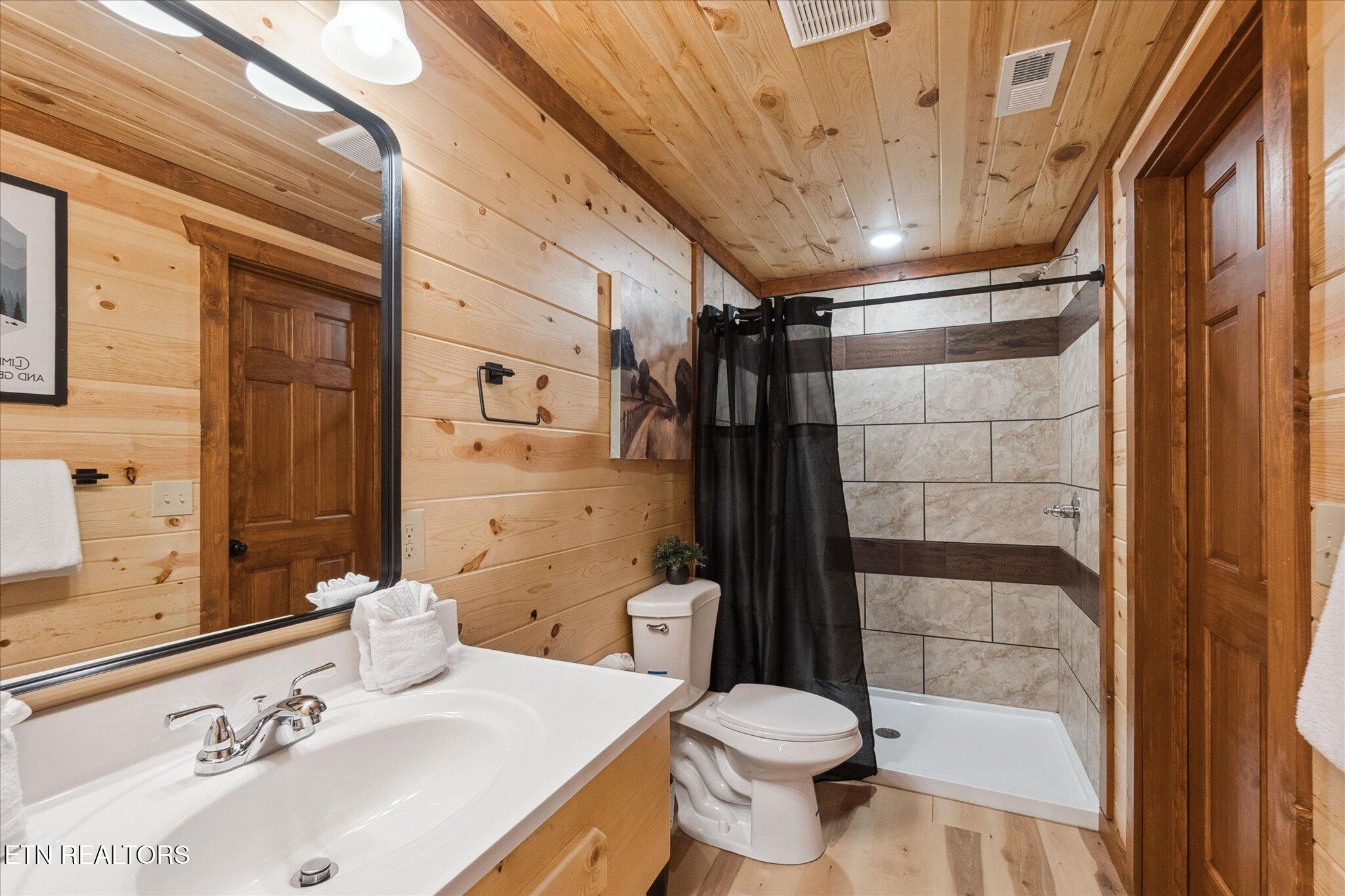 753 Bethlehem Way Sevierville TN 37876