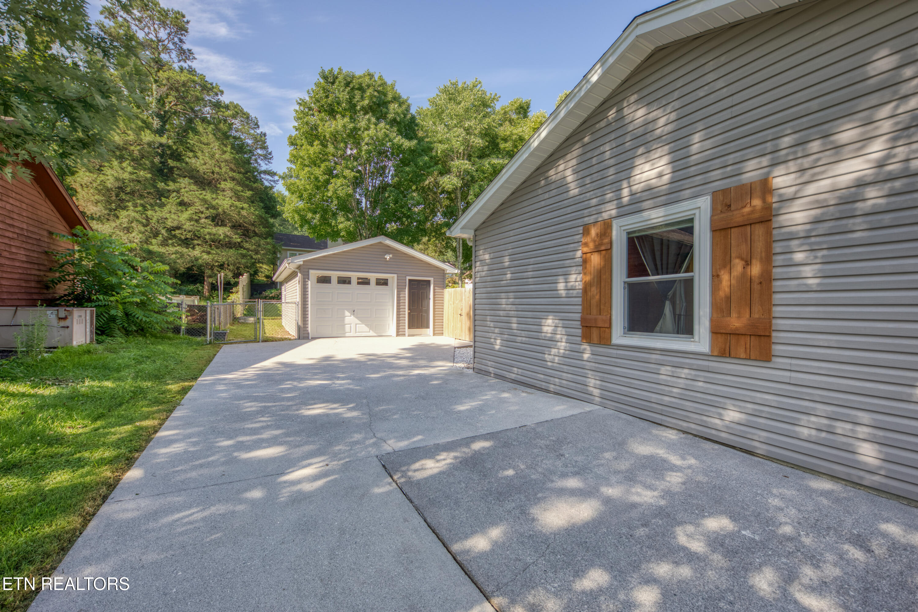 5670 Matlock Drive Knoxville TN 37921