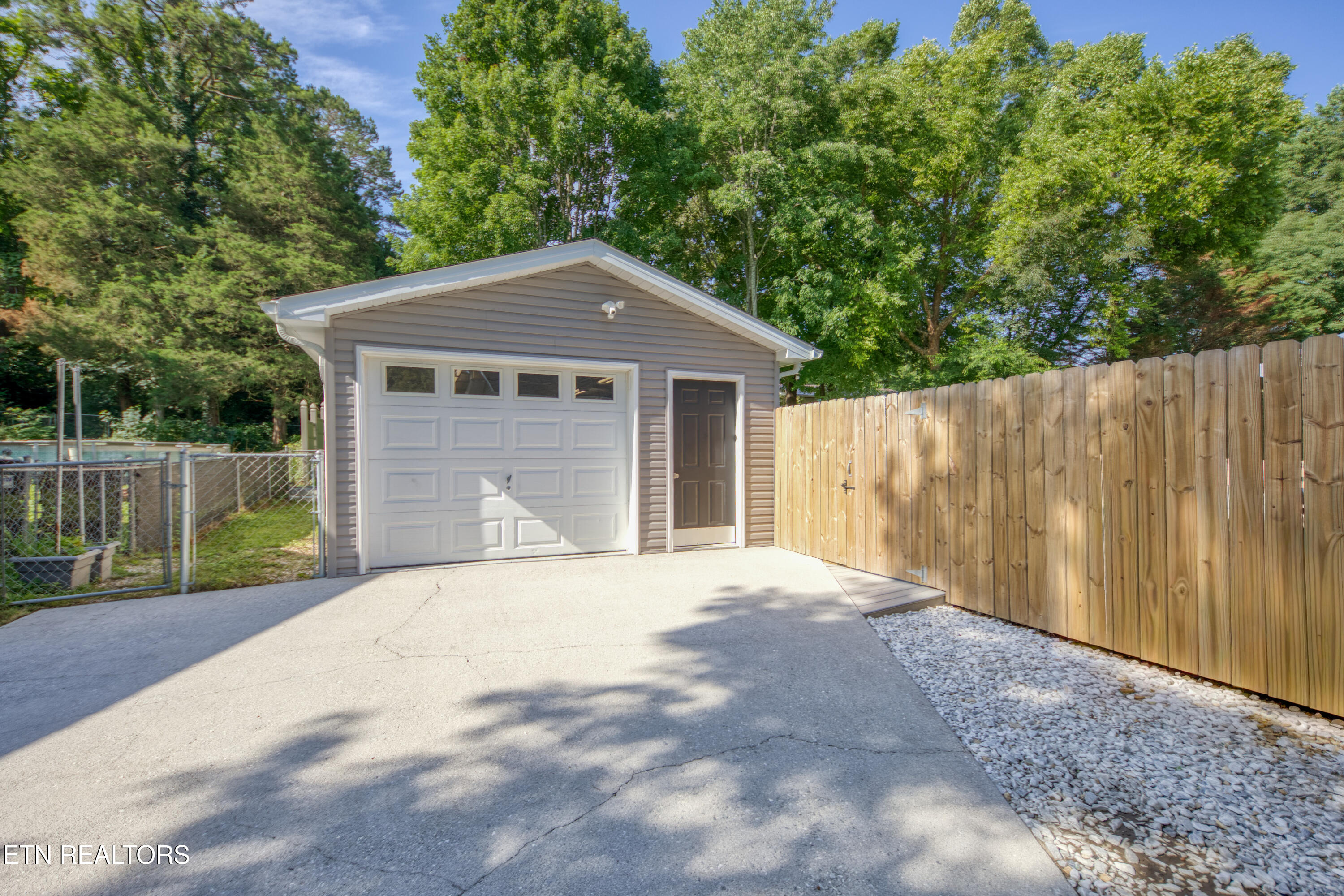 5670 Matlock Drive Knoxville TN 37921