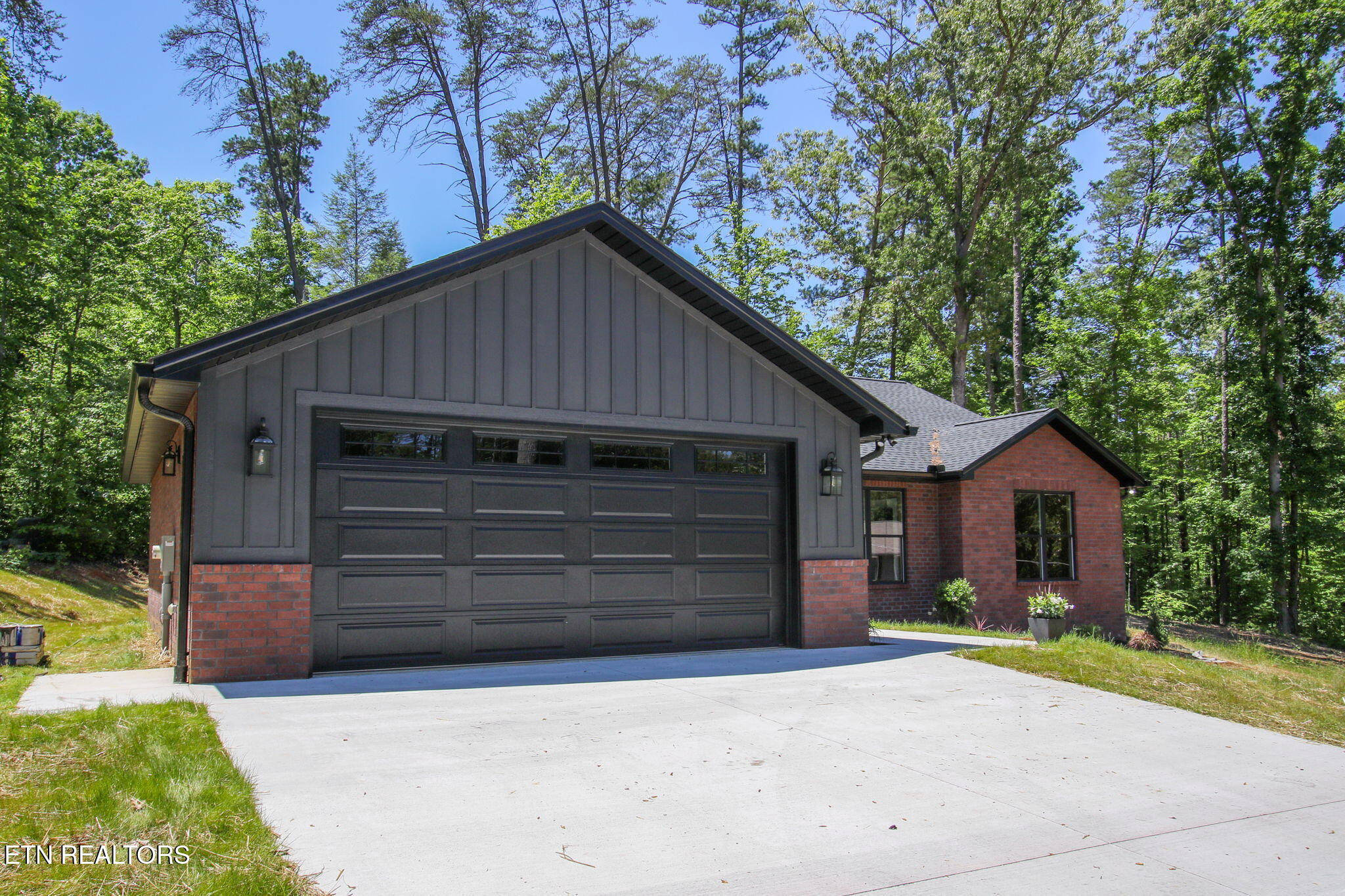 1632 Valley Woods Drive Sevierville TN 37862
