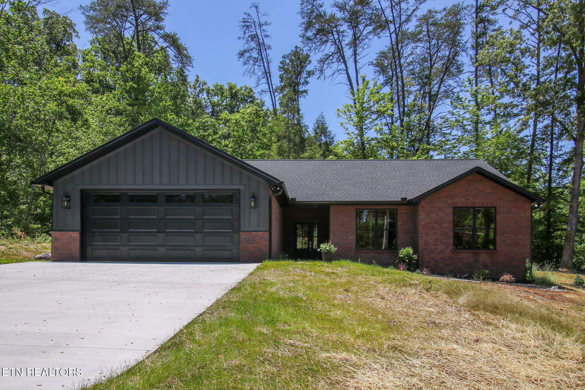 1632 Valley Woods Drive Sevierville TN 37862