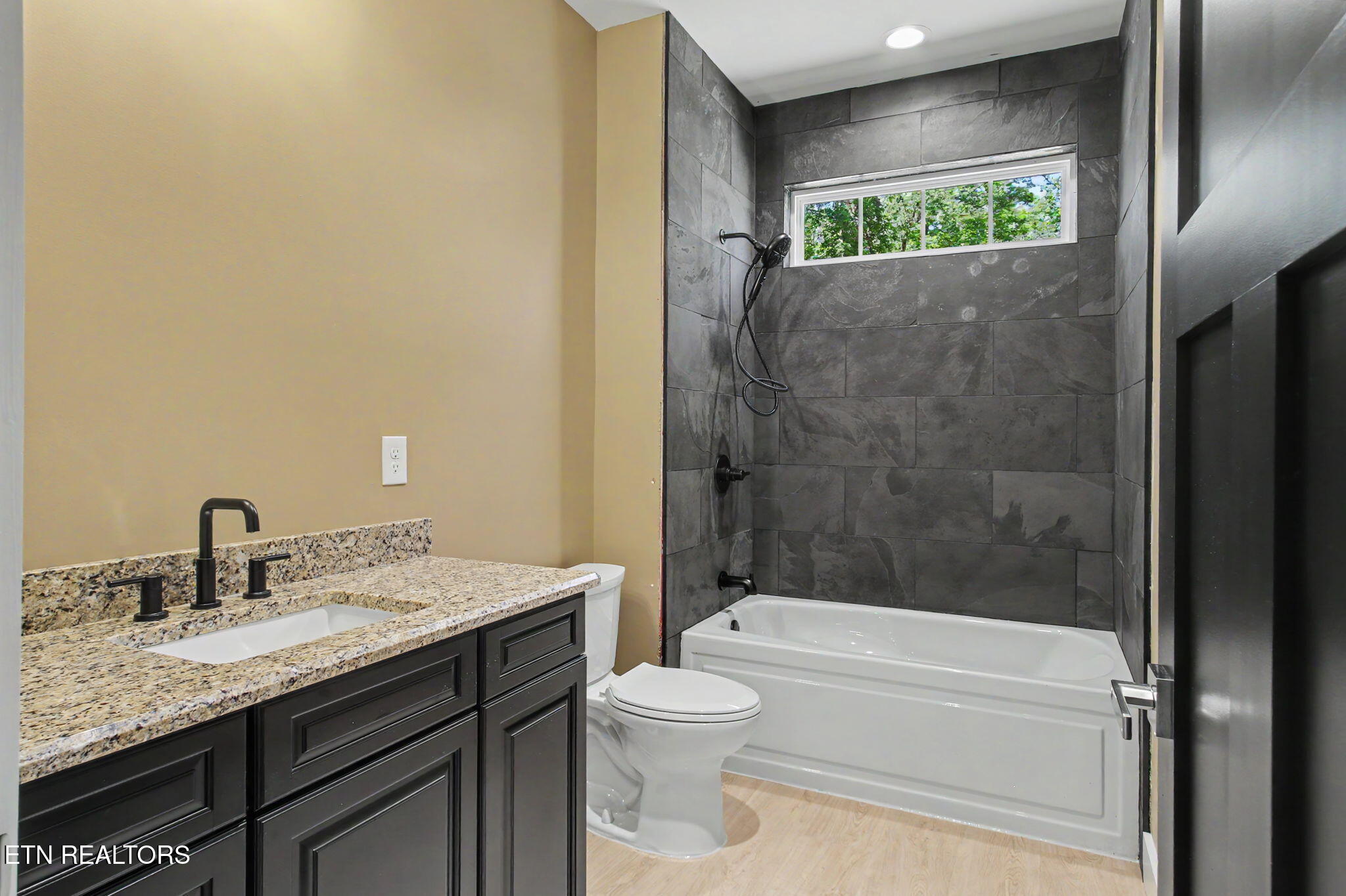 1632 Valley Woods Drive Sevierville TN 37862
