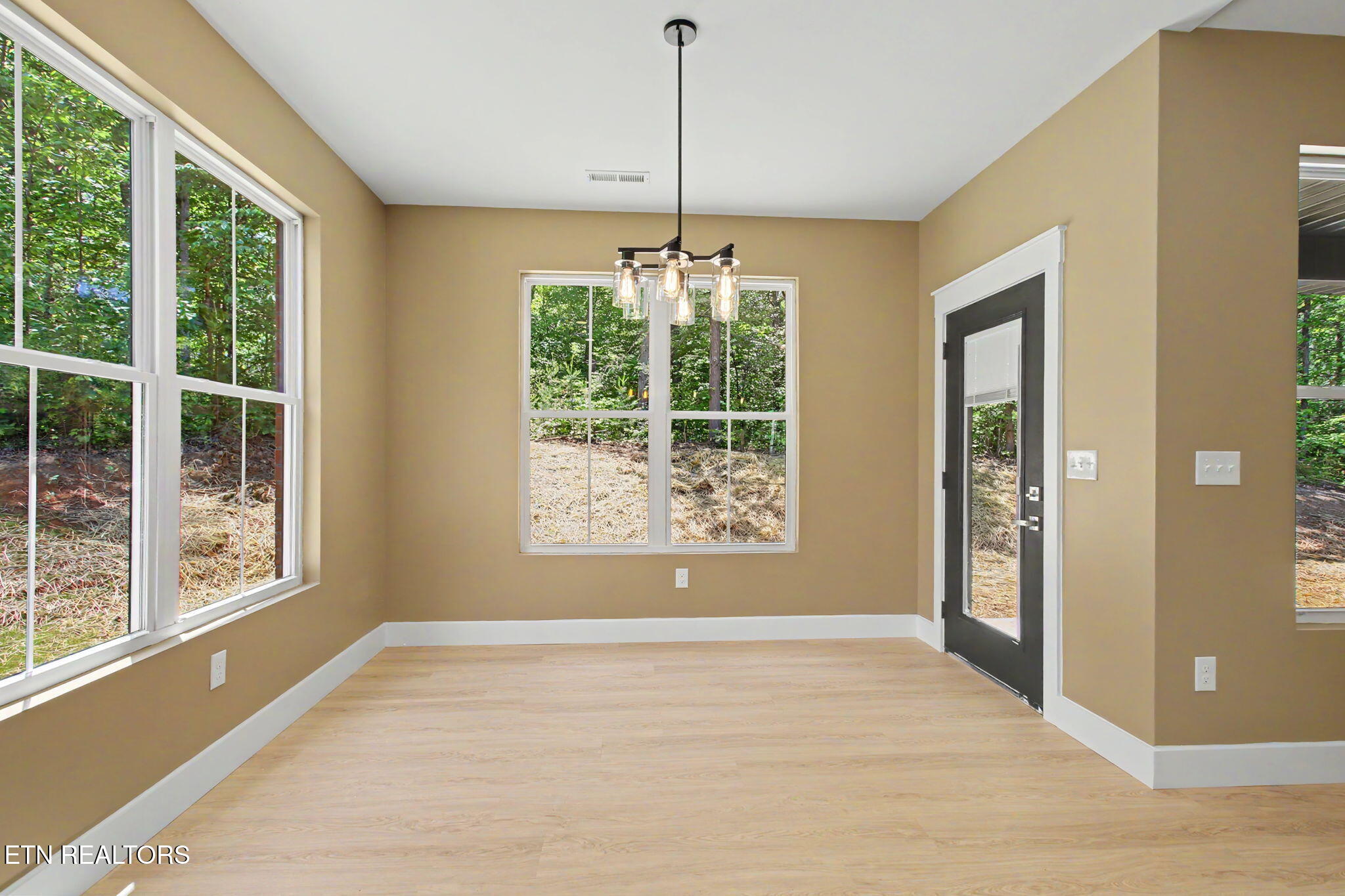 1632 Valley Woods Drive Sevierville TN 37862