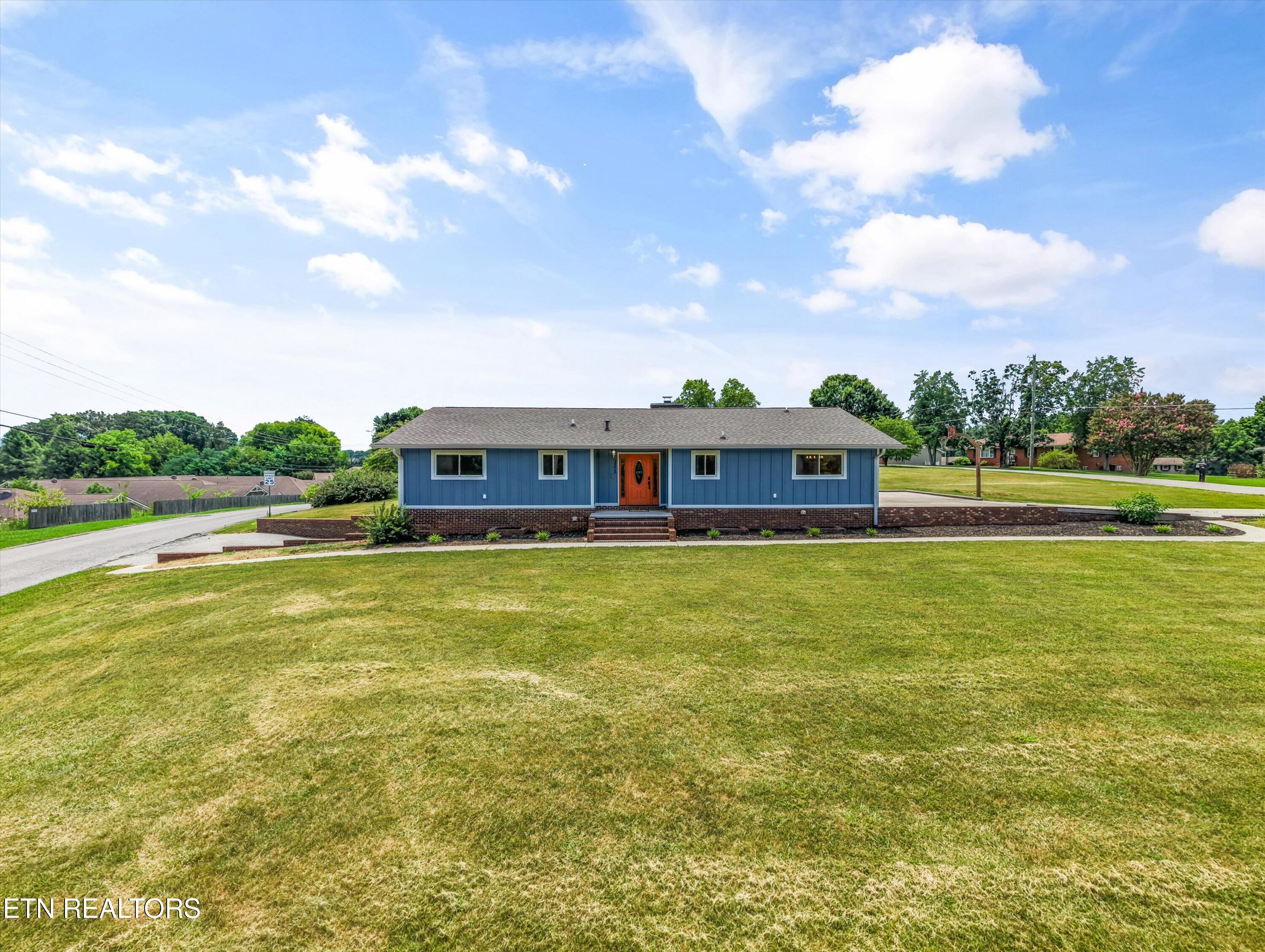 2572 Sevierville Road Maryville TN 37804