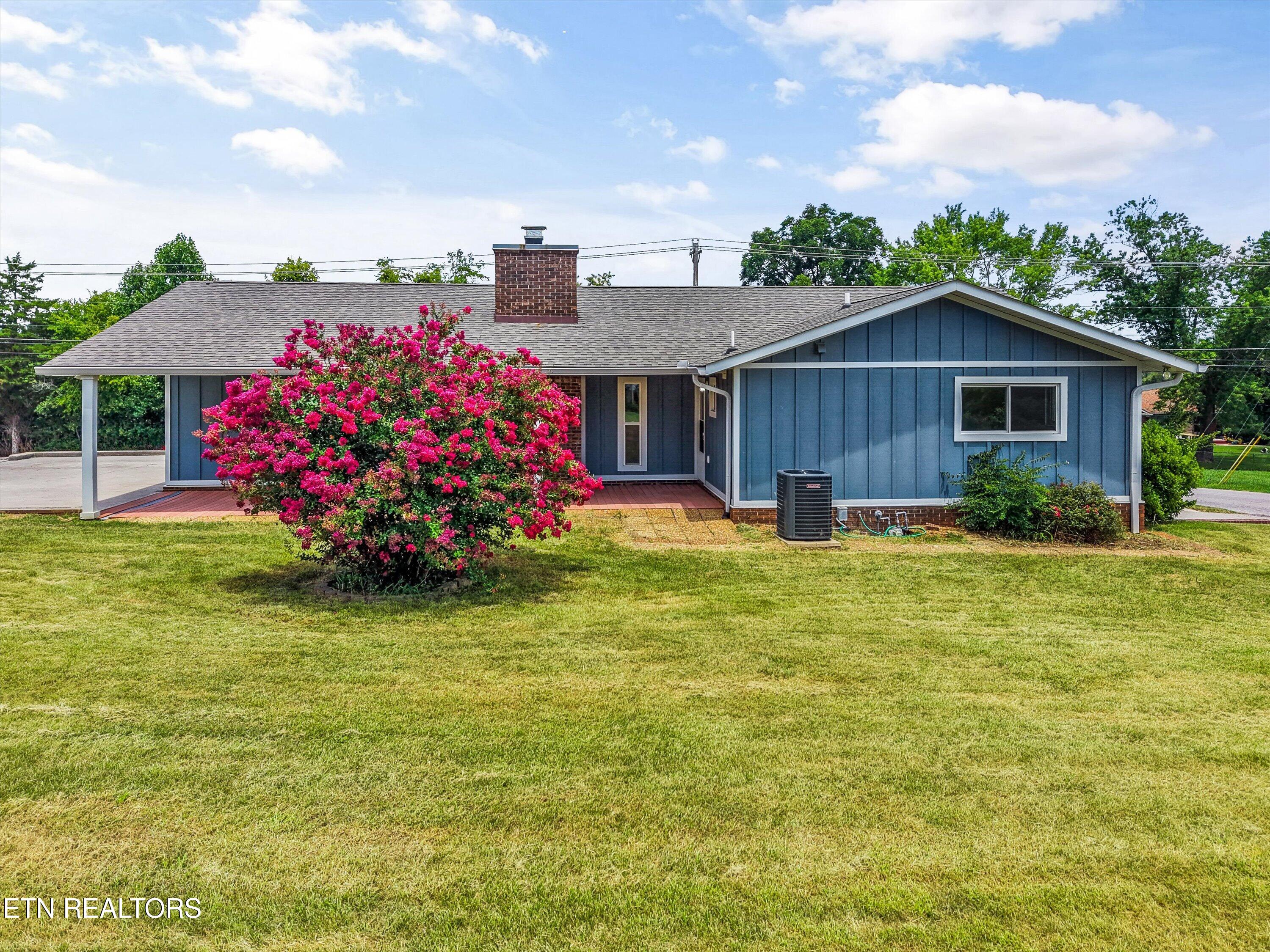 2572 Sevierville Road Maryville TN 37804