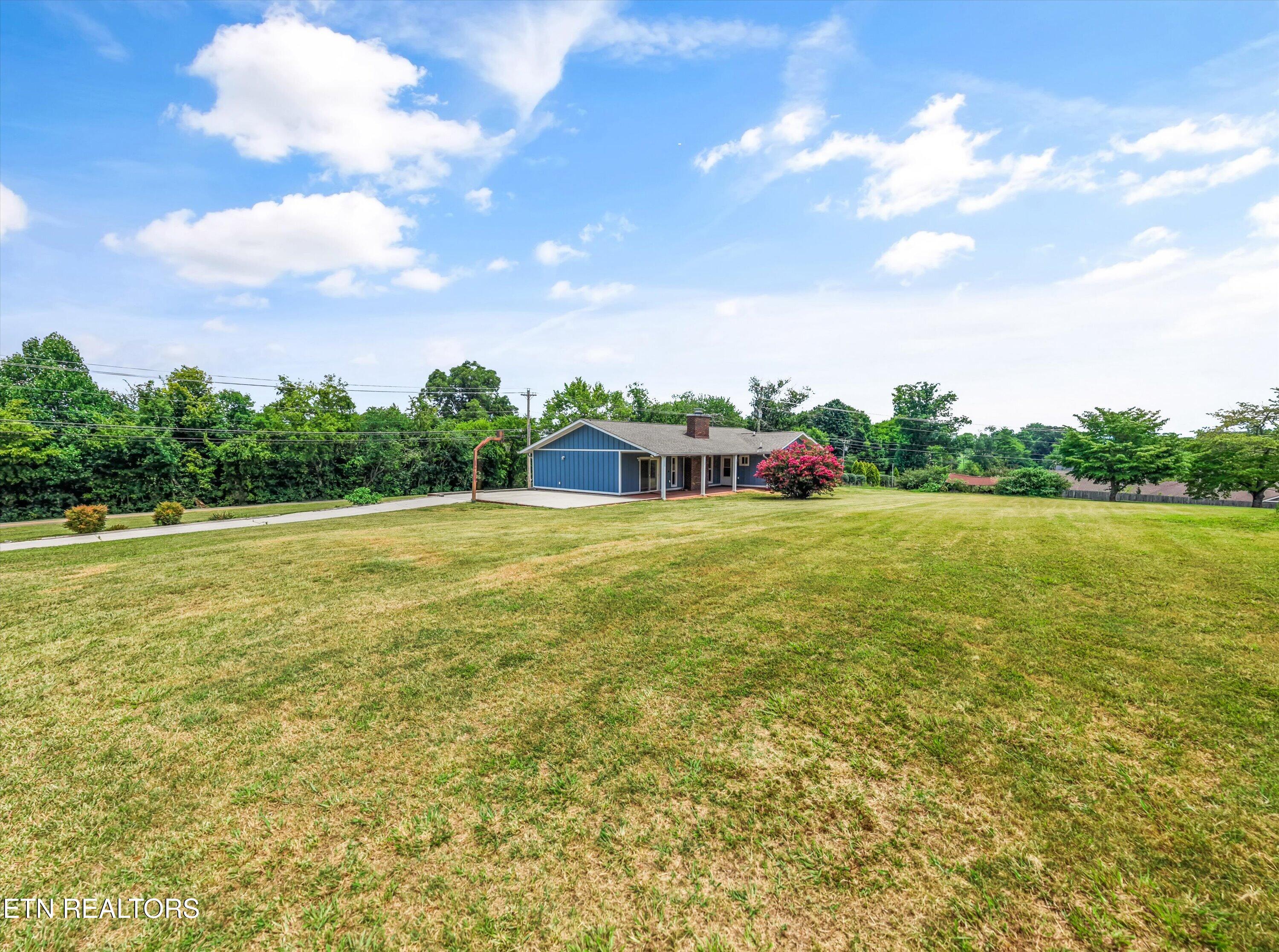2572 Sevierville Road Maryville TN 37804