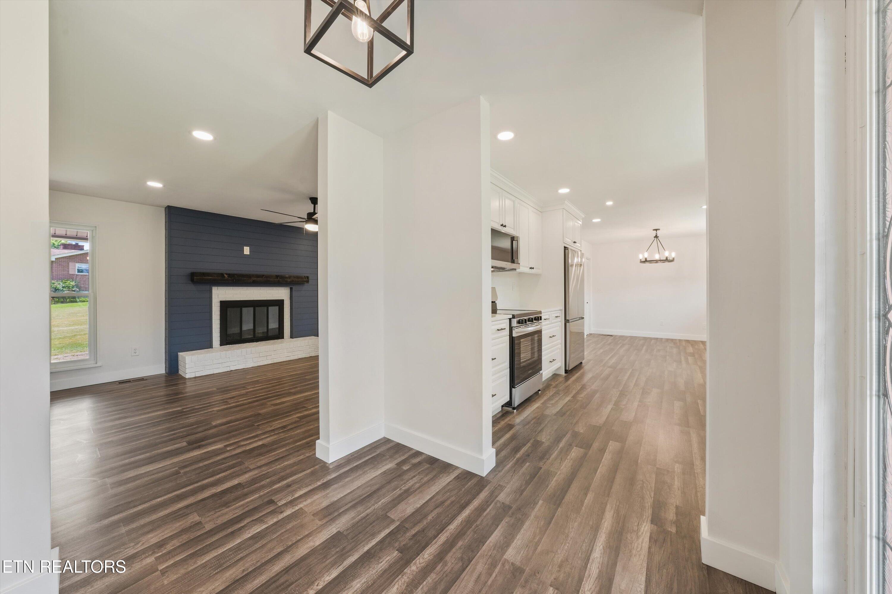 2572 Sevierville Road Maryville TN 37804