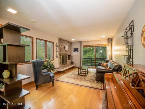 331 Louisiana Avenue Oak Ridge TN 37830