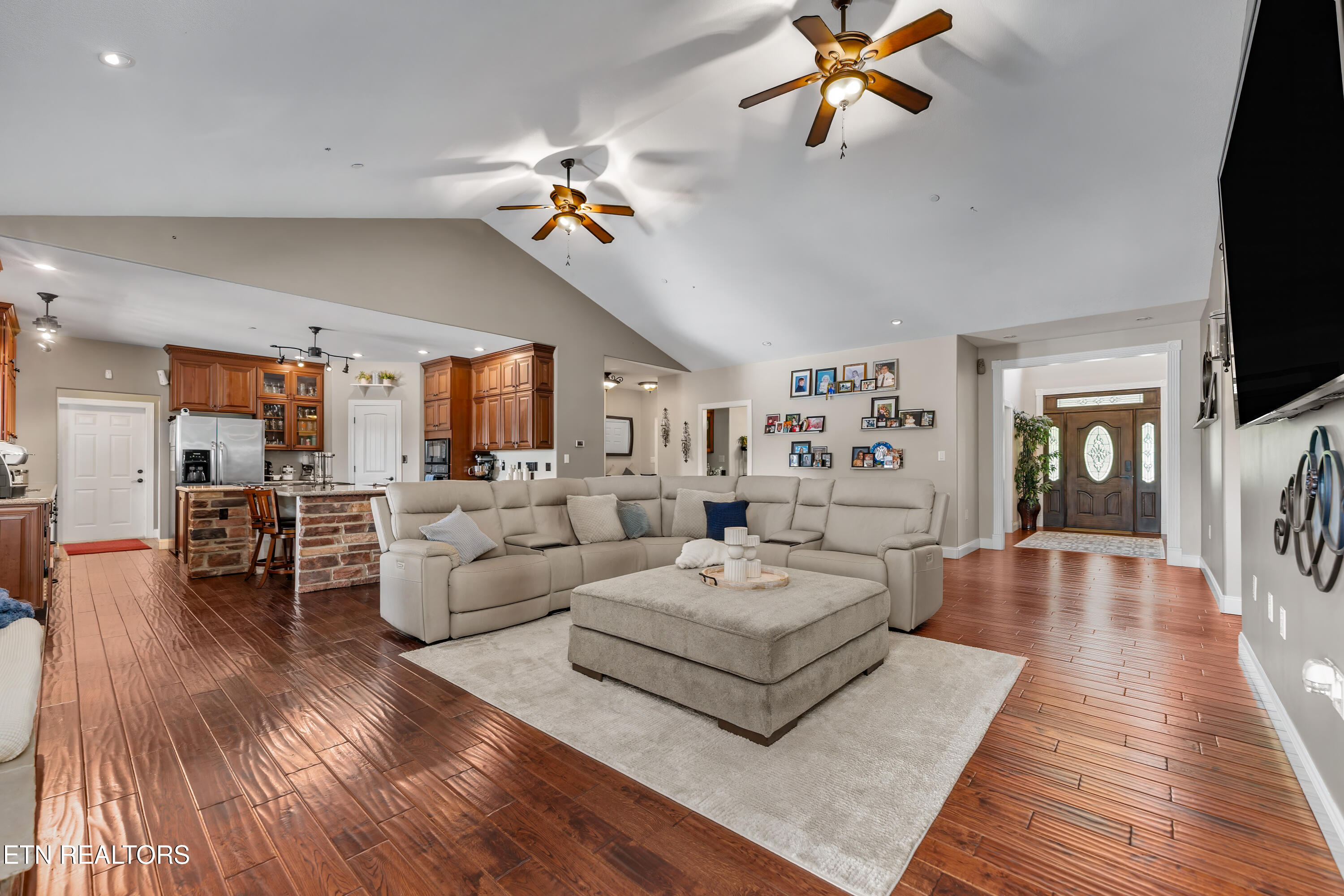 6828 Sunnyview Drive Knoxville TN 37914