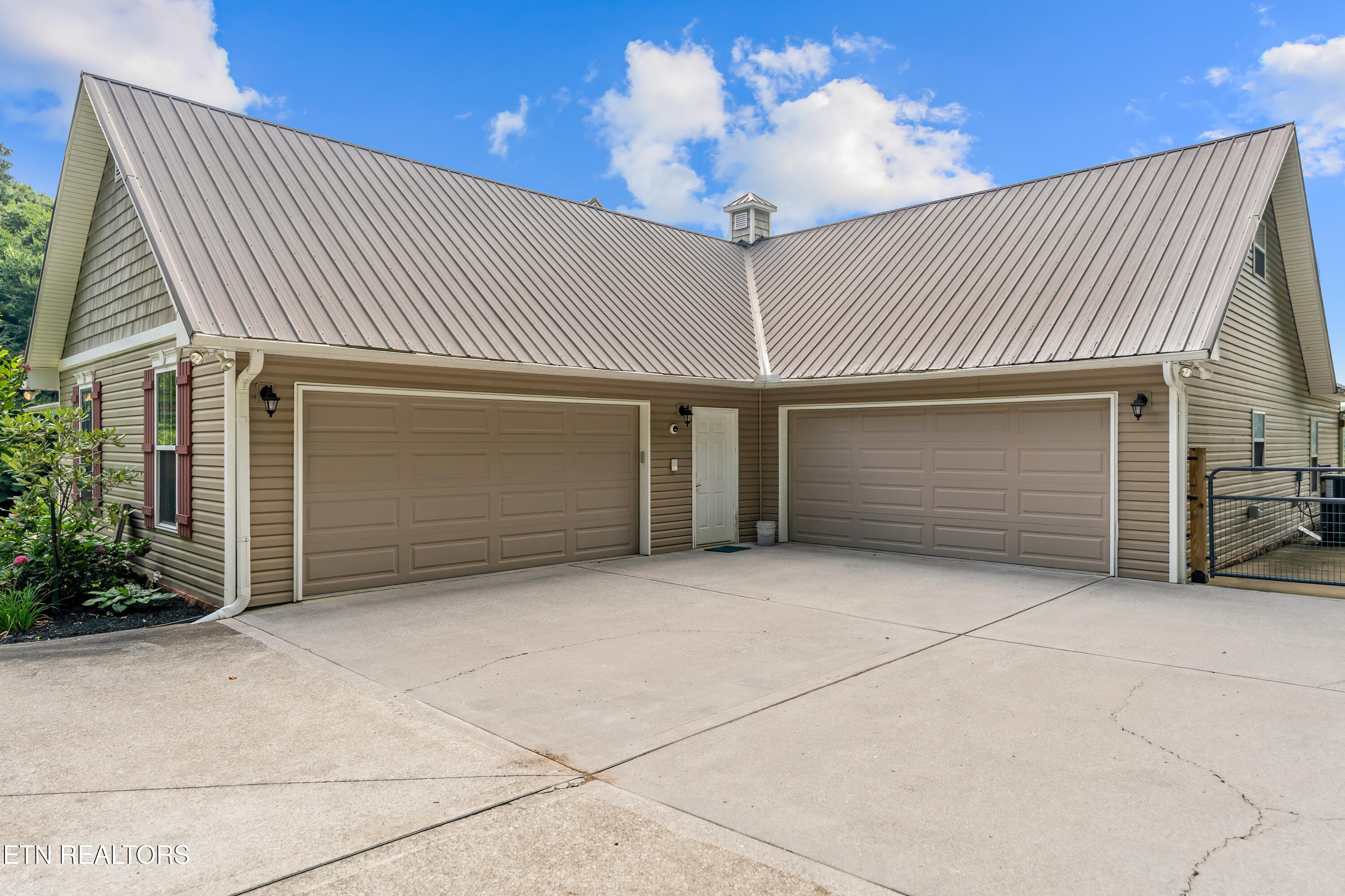 6828 Sunnyview Drive Knoxville TN 37914