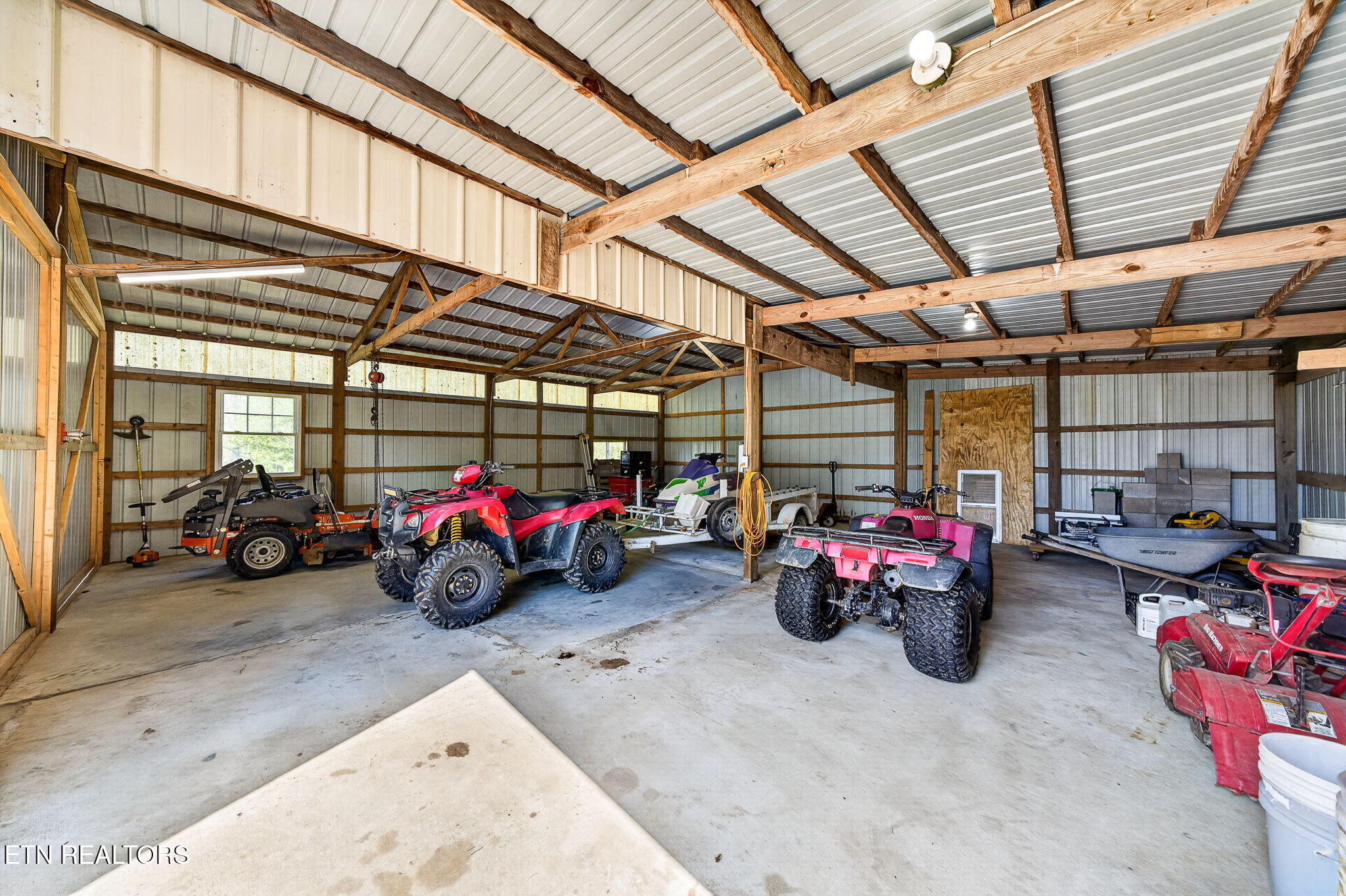 7668 Plateau Road Crossville TN 38571
