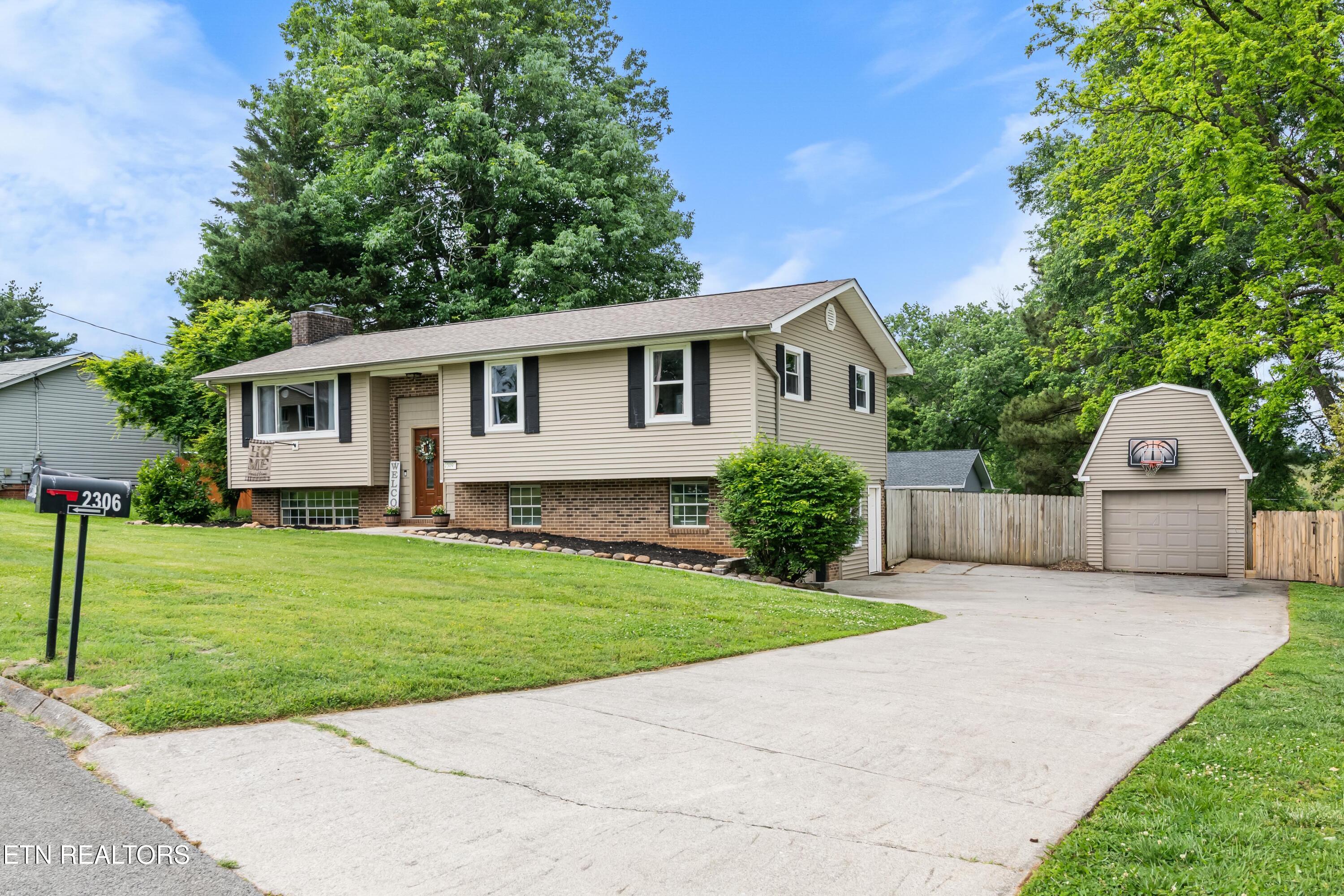 2309 Eau Clair Drive Maryville TN 37803