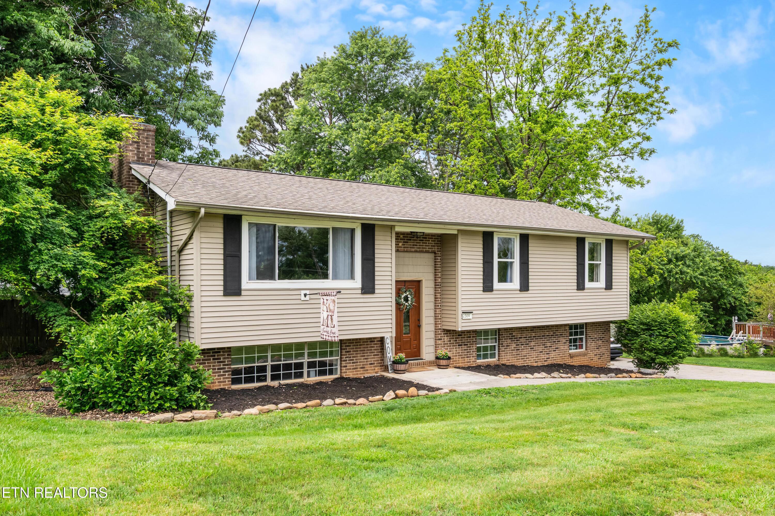 2309 Eau Clair Drive Maryville TN 37803