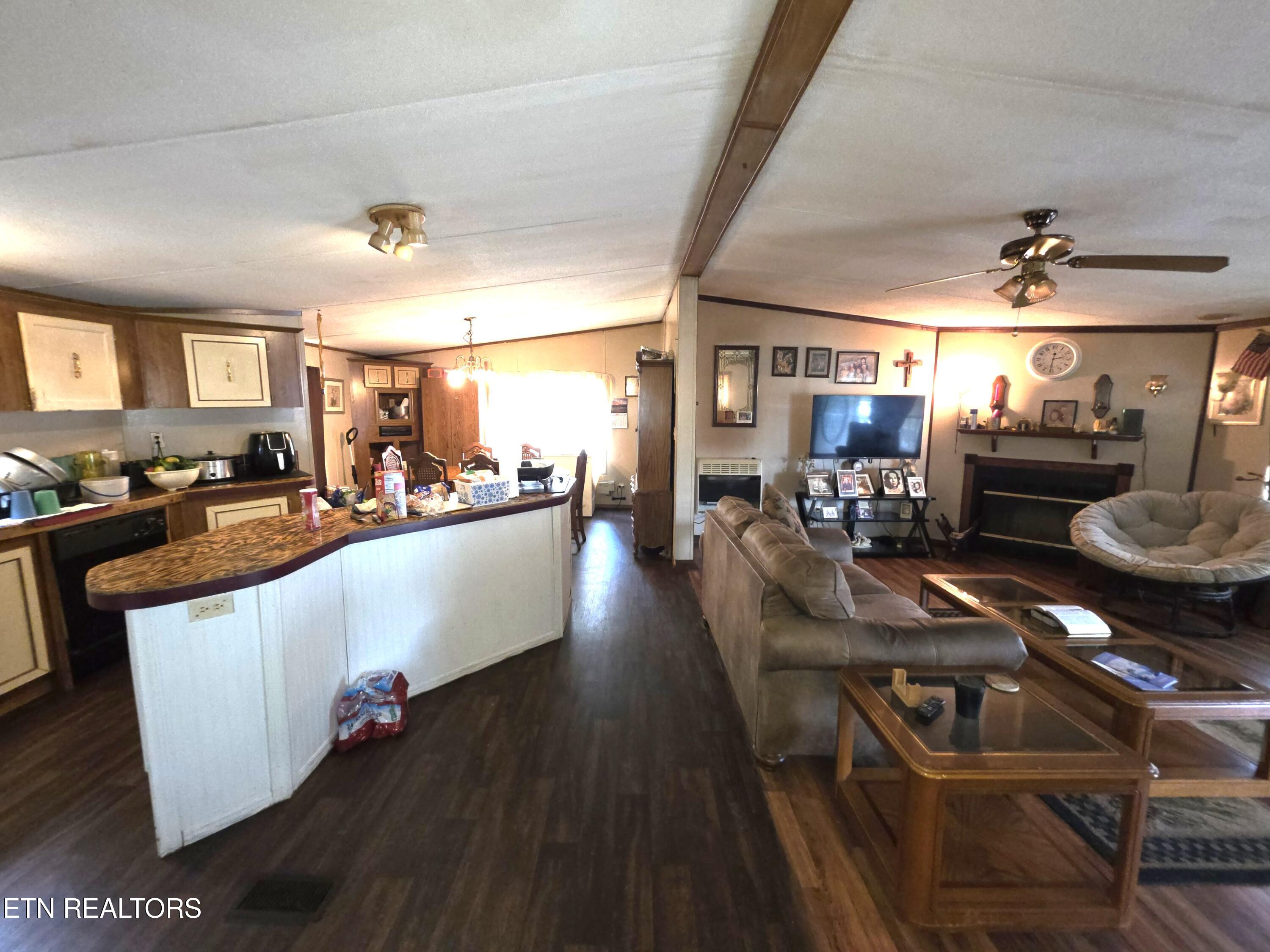 1195 Buffalo Road Oneida TN 37841